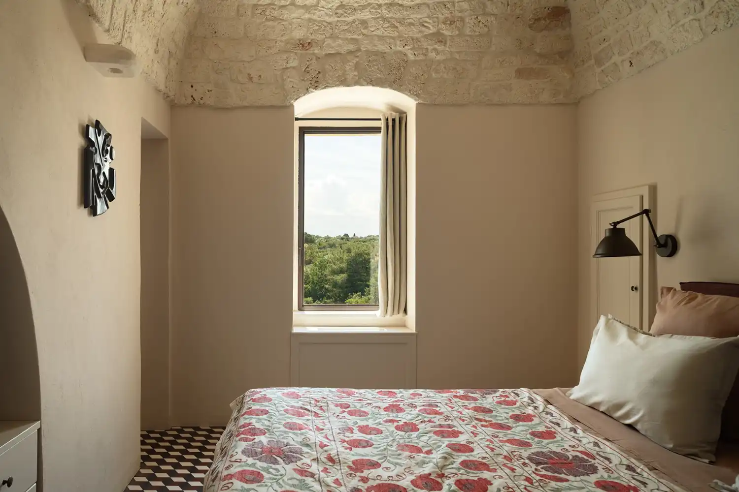 Flore & Venezia Restore 17th-Century Masseria Torre in Puglia