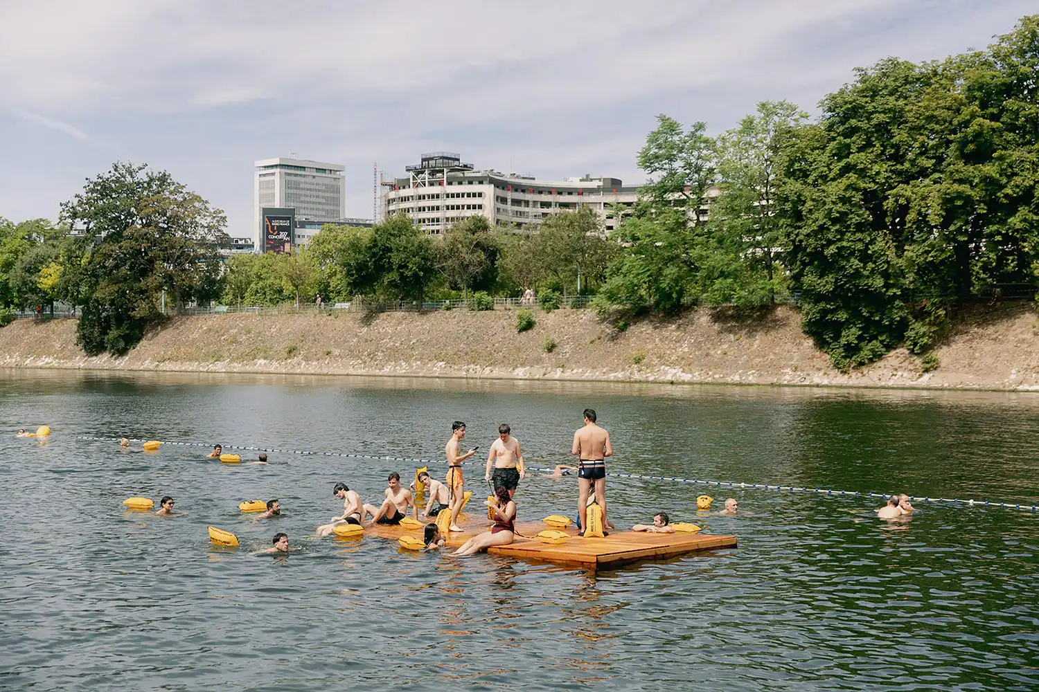 Seine Swimming Paris: Mater Studio’s Demountable Pool at Grenelle