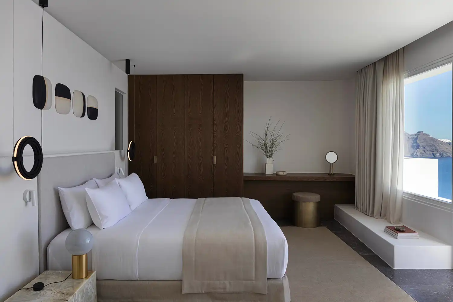 Sculpted Sanctuary: Kapsimalis Architects Redefine Caldera Living at Canaves Hotel Oia