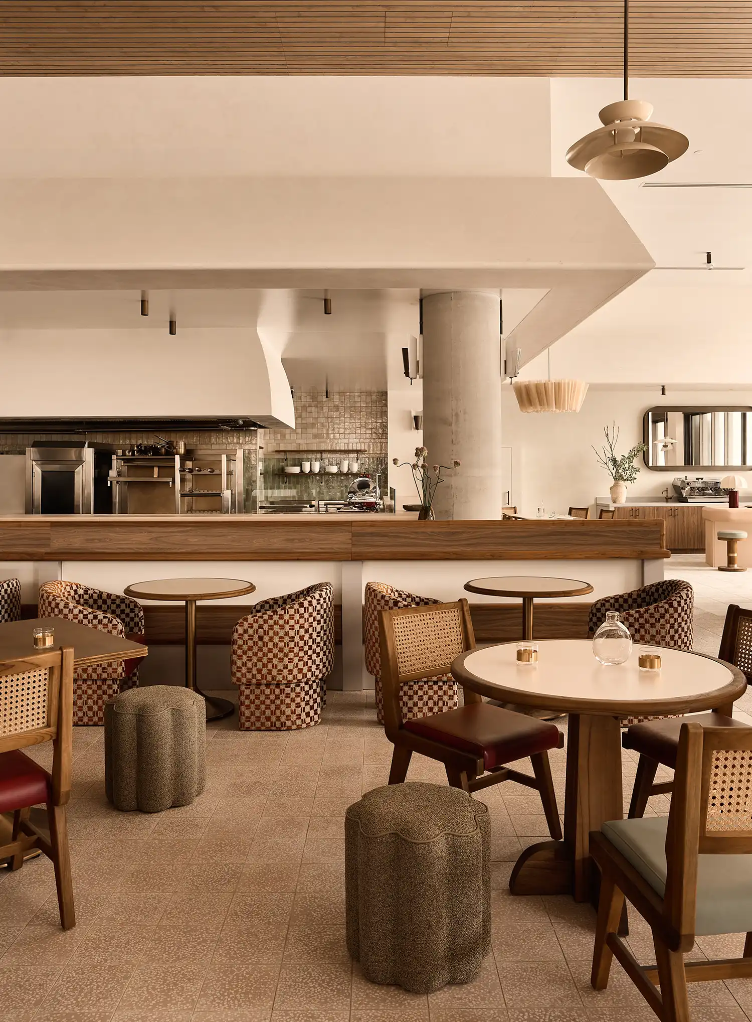 LiTO Restaurant | Coastal Italian Dining at Mondrian Gold Coast