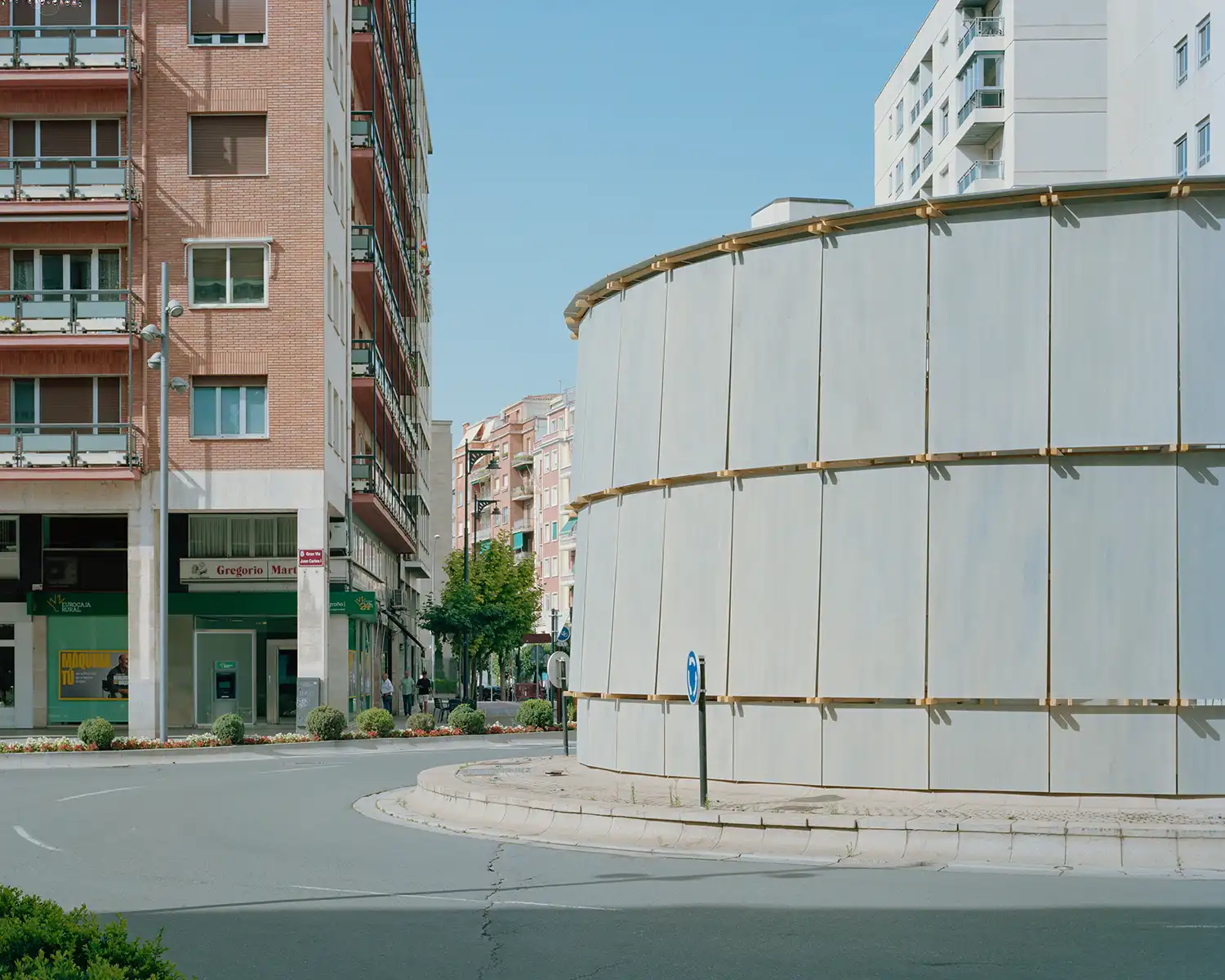 Round About Baths: Radical Public Baths in a Logroño Roundabout