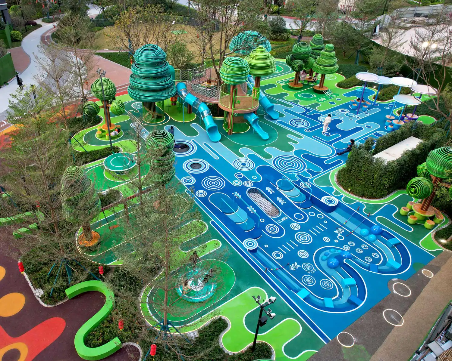 Wired Scape by 100architects: Guangzhou’s Futuristic Playscape