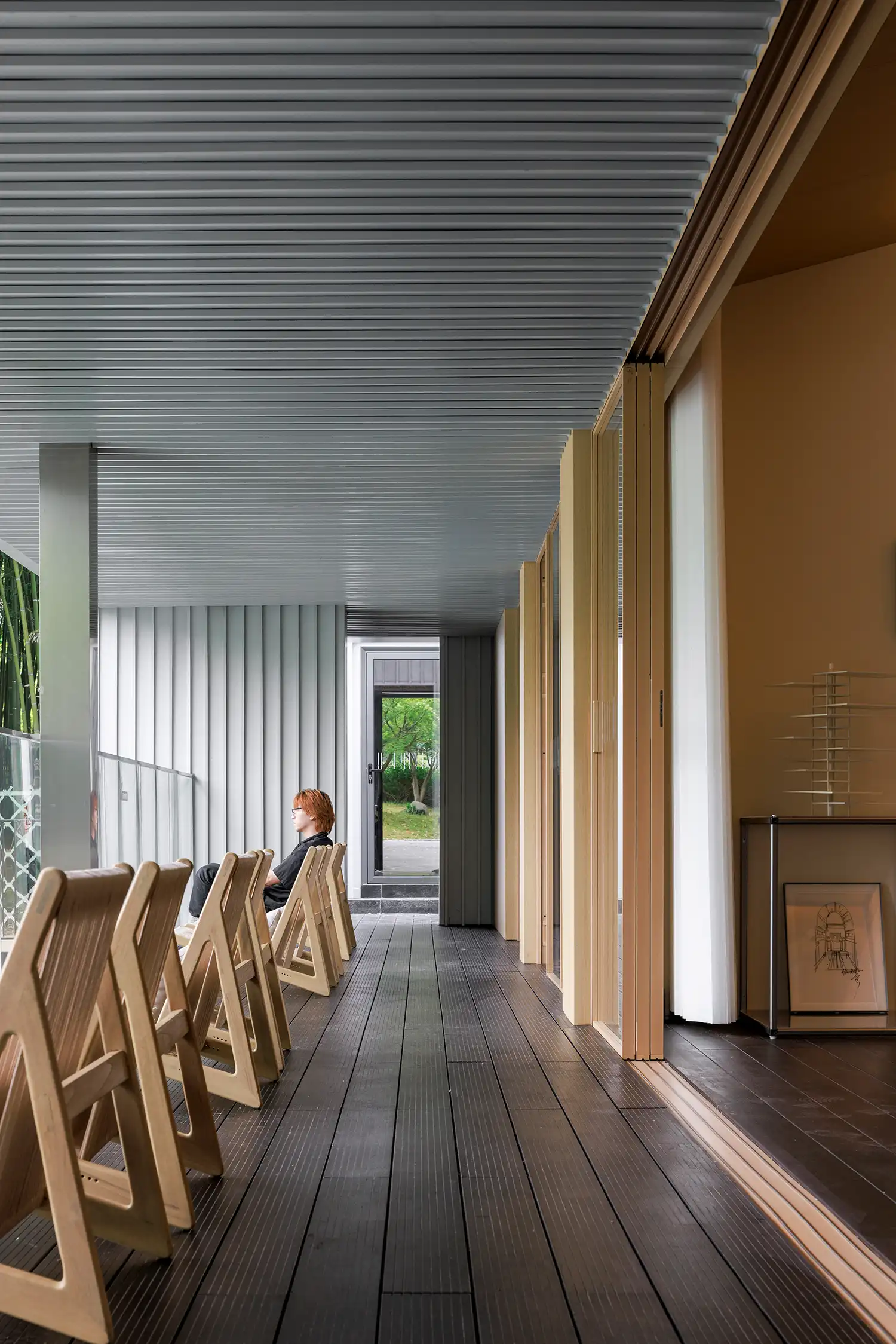 Wutopia Lab's Lake House: 40-Day Zero-Carbon Pavilion in Shanghai