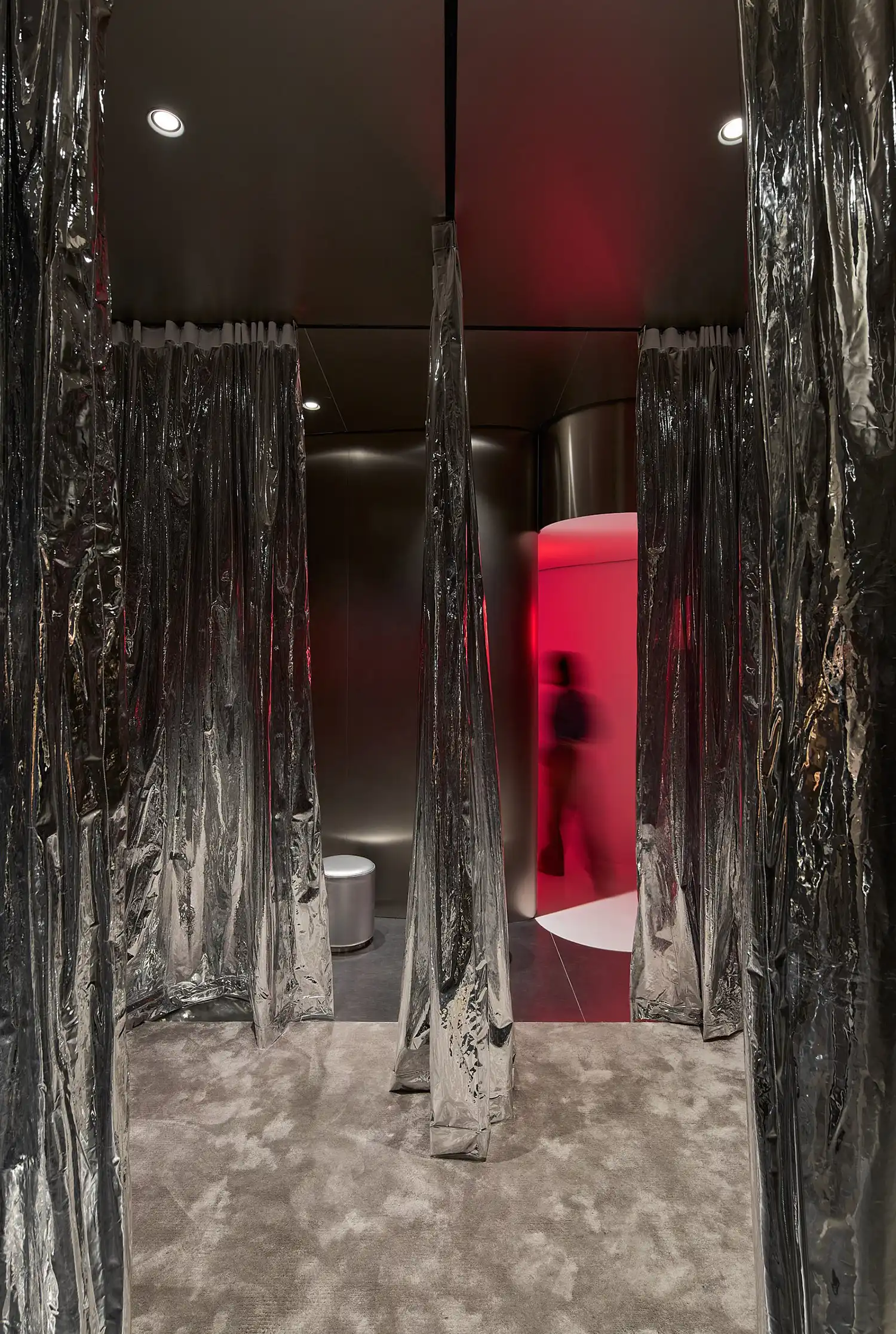 ZARA Nanjing Xinjiekou Flagship by AIM Architecture | Groundbreaking Retail Design