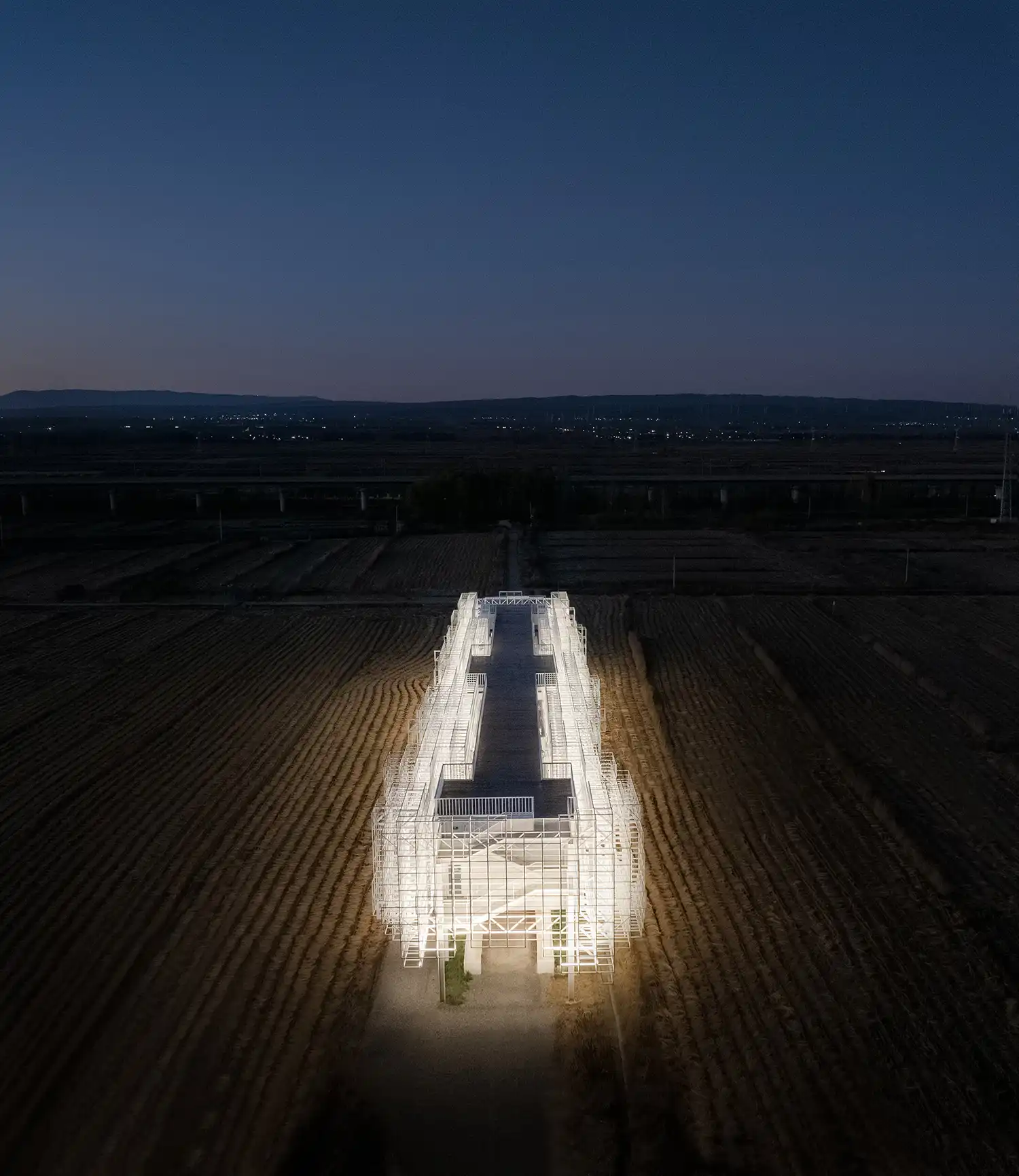 Zhangbei Mirage: Puri Lighting Transforms Concrete into Vessel of Light