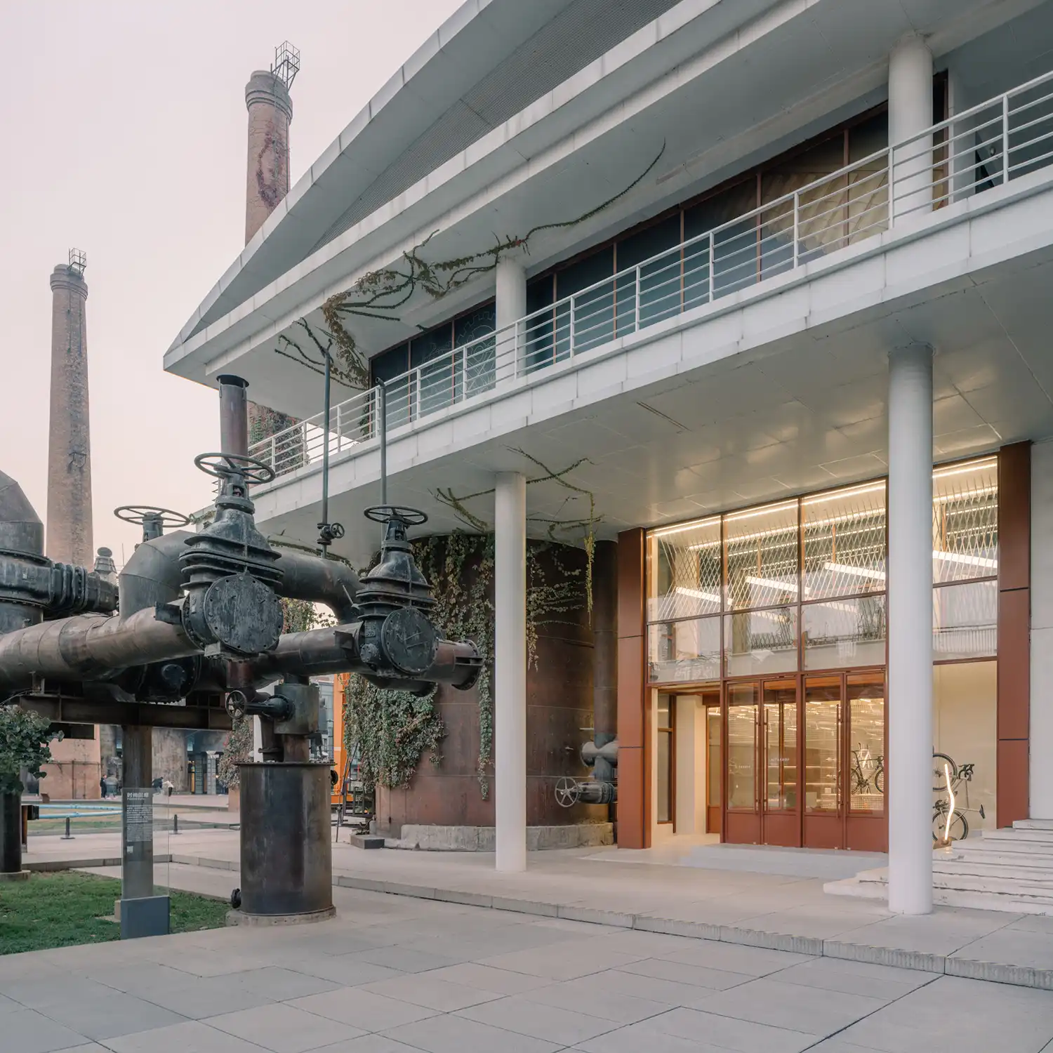 AITASHOP Beijing: Yatofu-Designed Cycling Flagship | Industrial Design