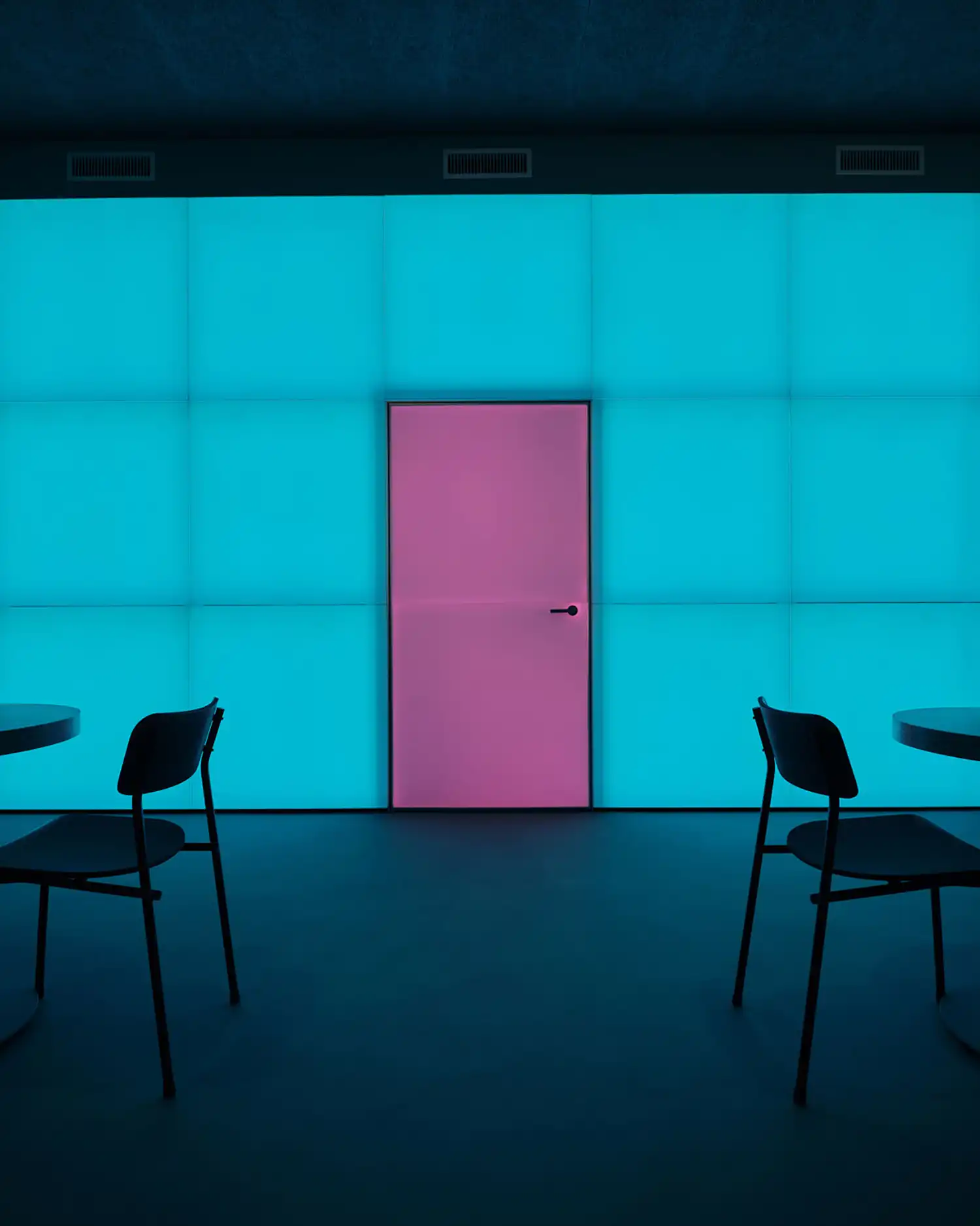 Huit Sushi: Craft & Concept’s Flexible Dining Design in Montreux