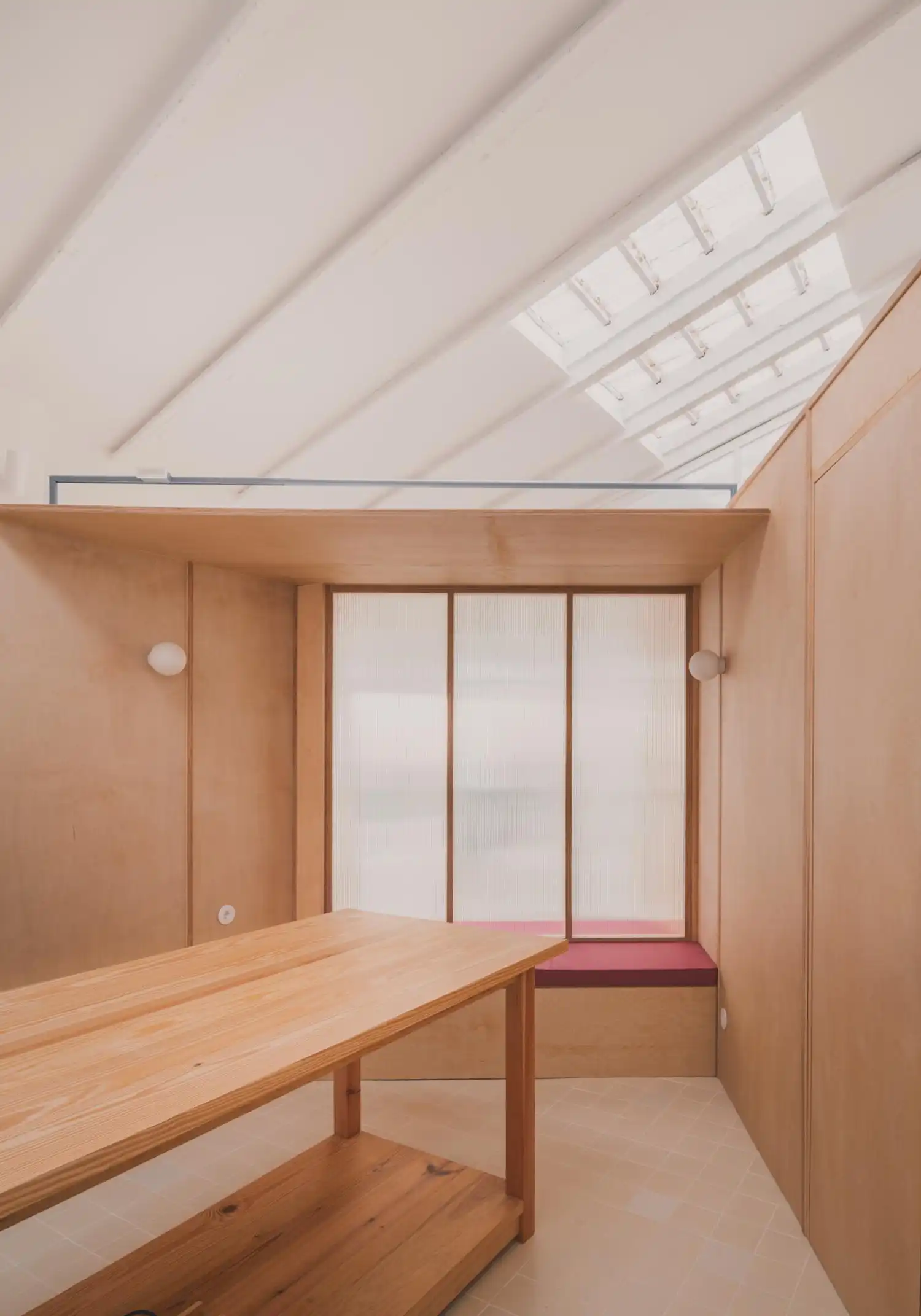 Nave Maravilla by Día Uno: Hidden Courtyard Art Studio | Madrid Warehouse Conversion