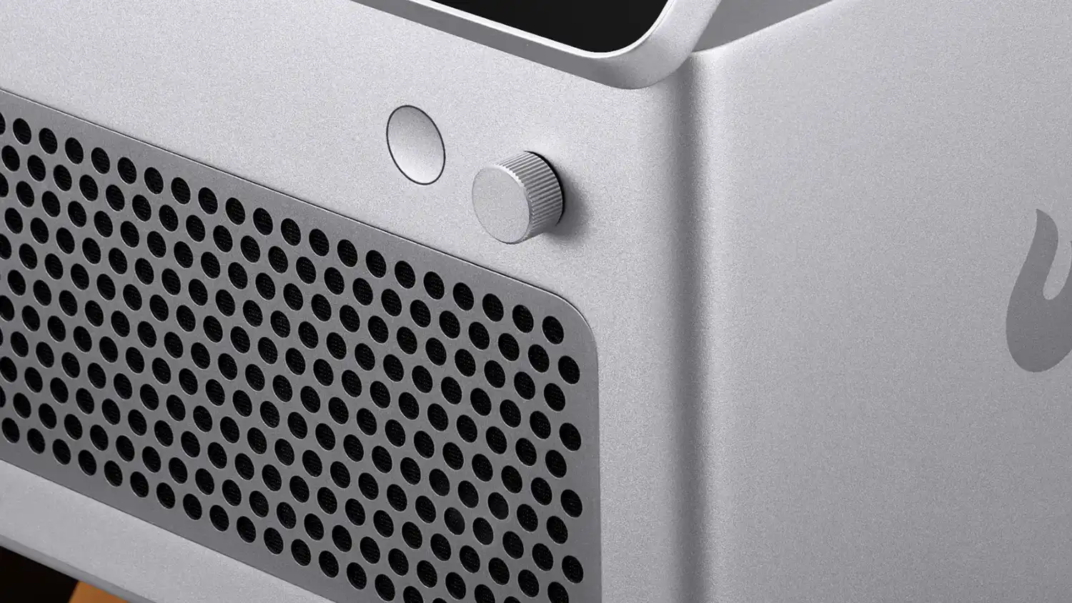 Lava Studio Review: Carbon Fiber Guitar & Portable Music Studio