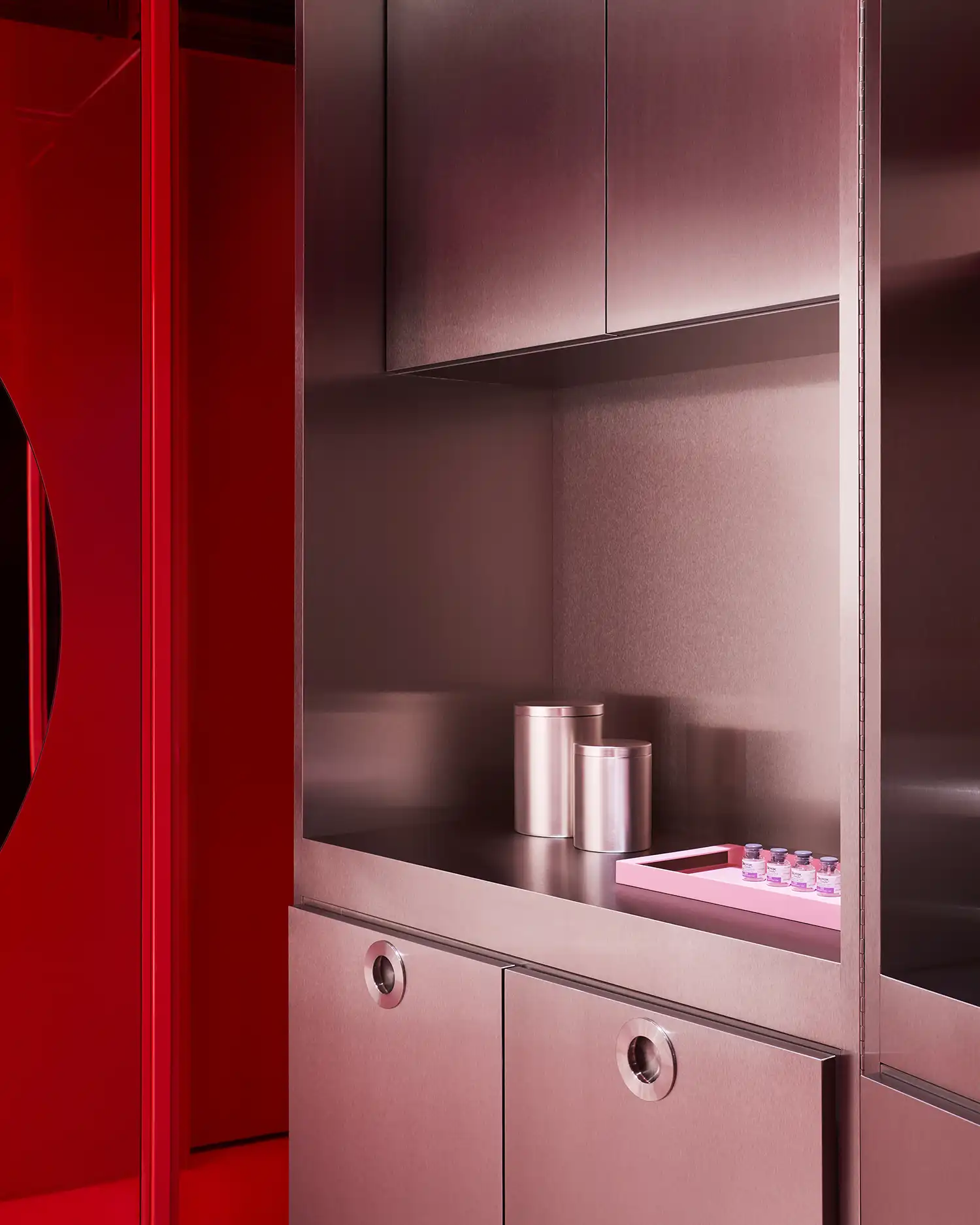 POUTx Toronto: Studio Author’s Futuristic Injectables Clinic Design