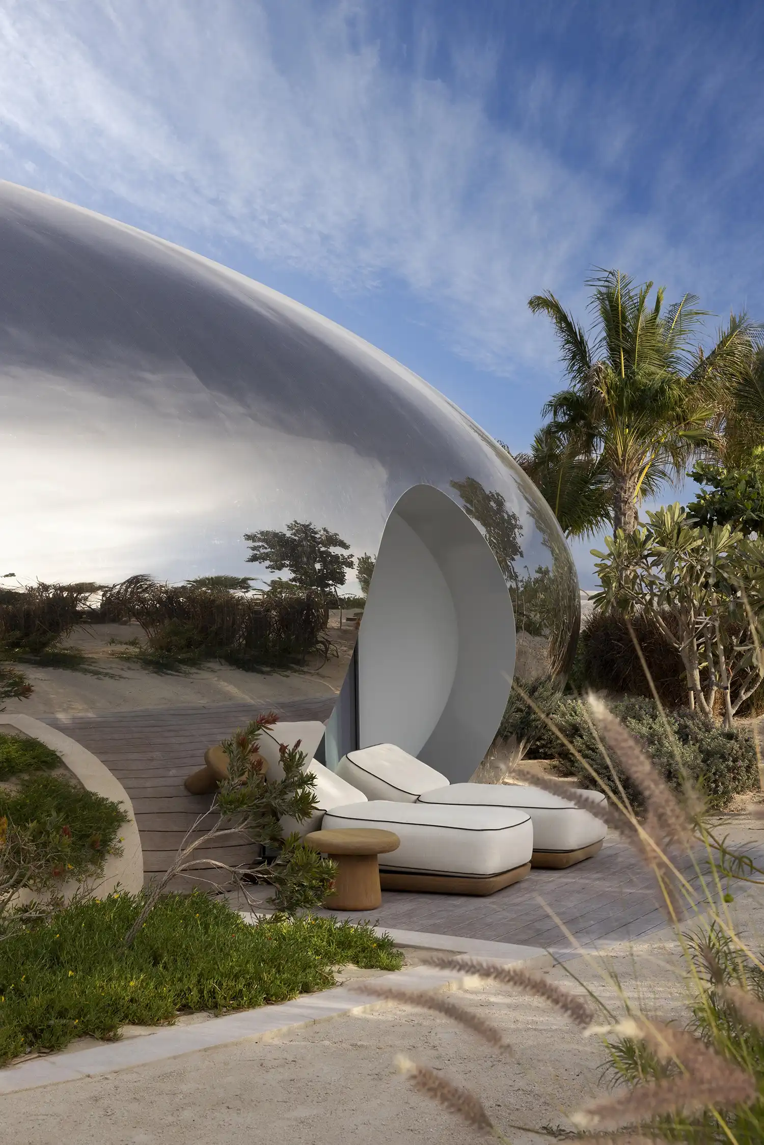 Shebara Resort: Killa Design's Stainless Steel Villas | Sheybarah Island 