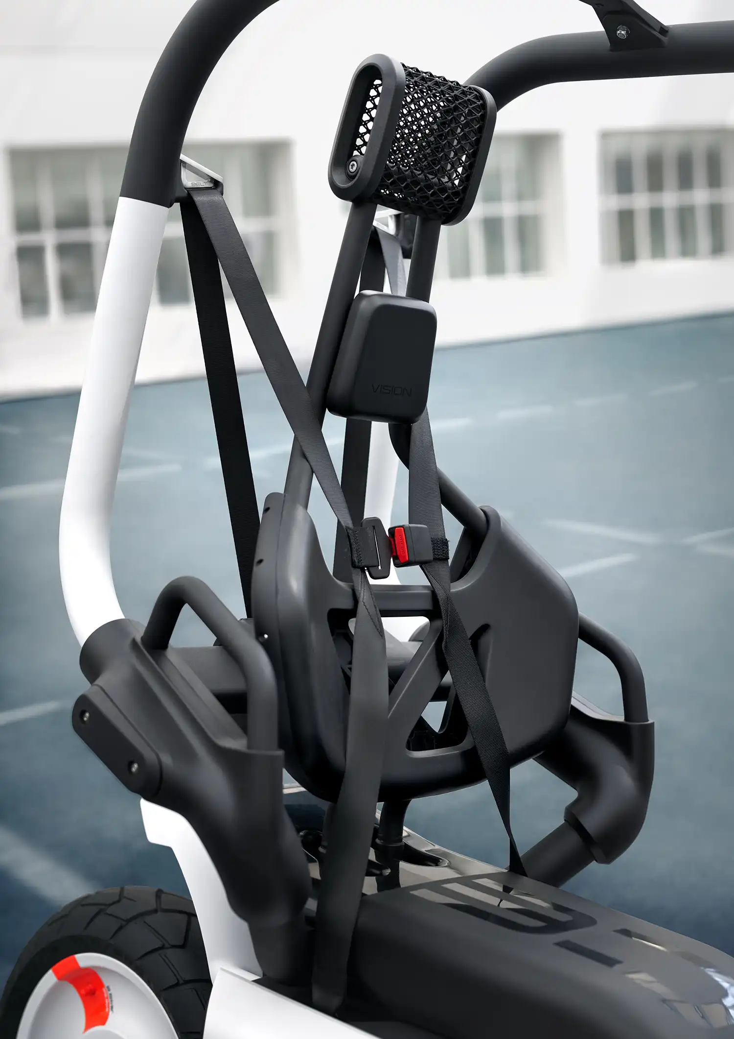 BMW Motorrad Vision CE: Helmet-Free, Self-Balancing Electric Motorcycle