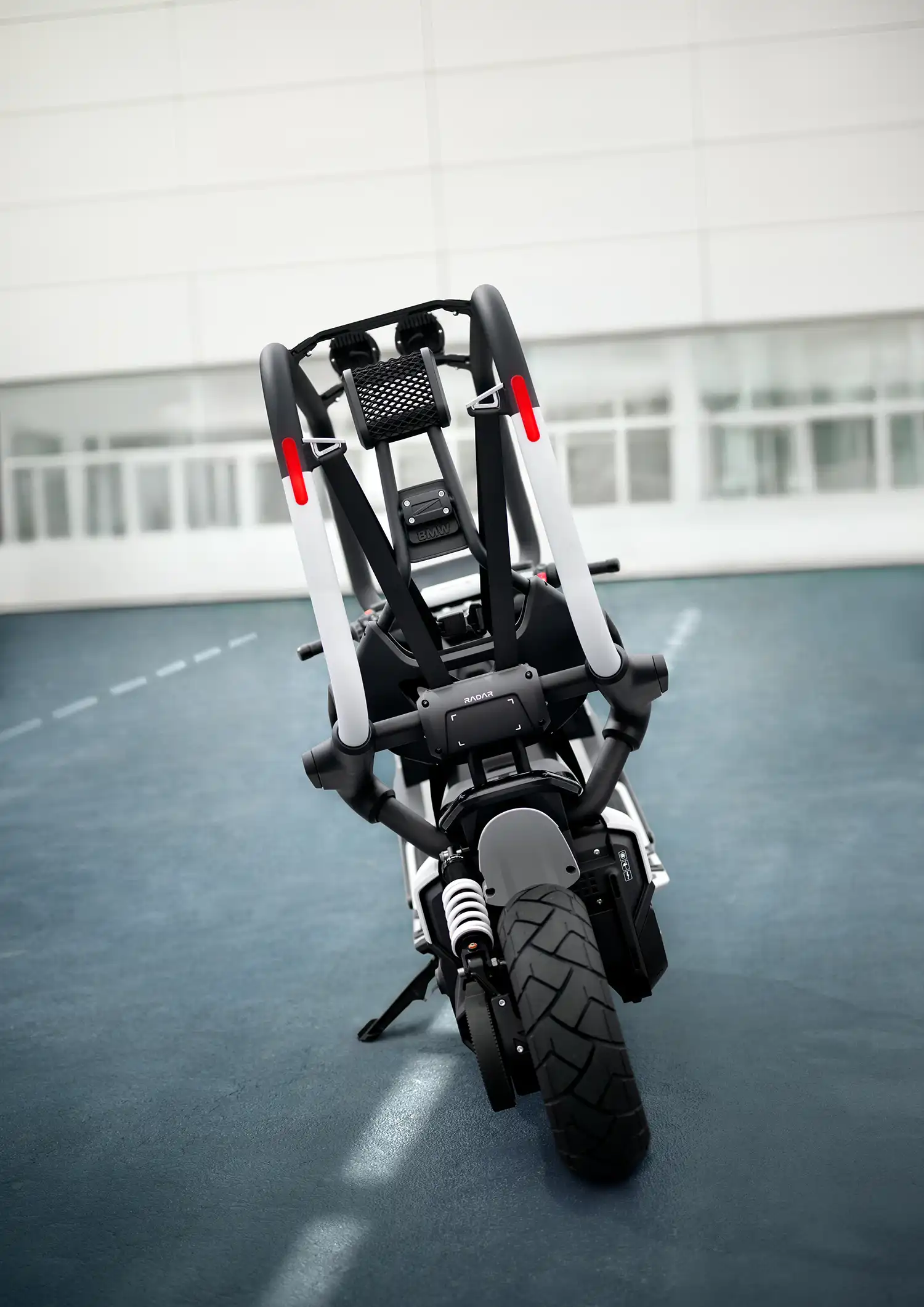 BMW Motorrad Vision CE: Helmet-Free, Self-Balancing Electric Motorcycle