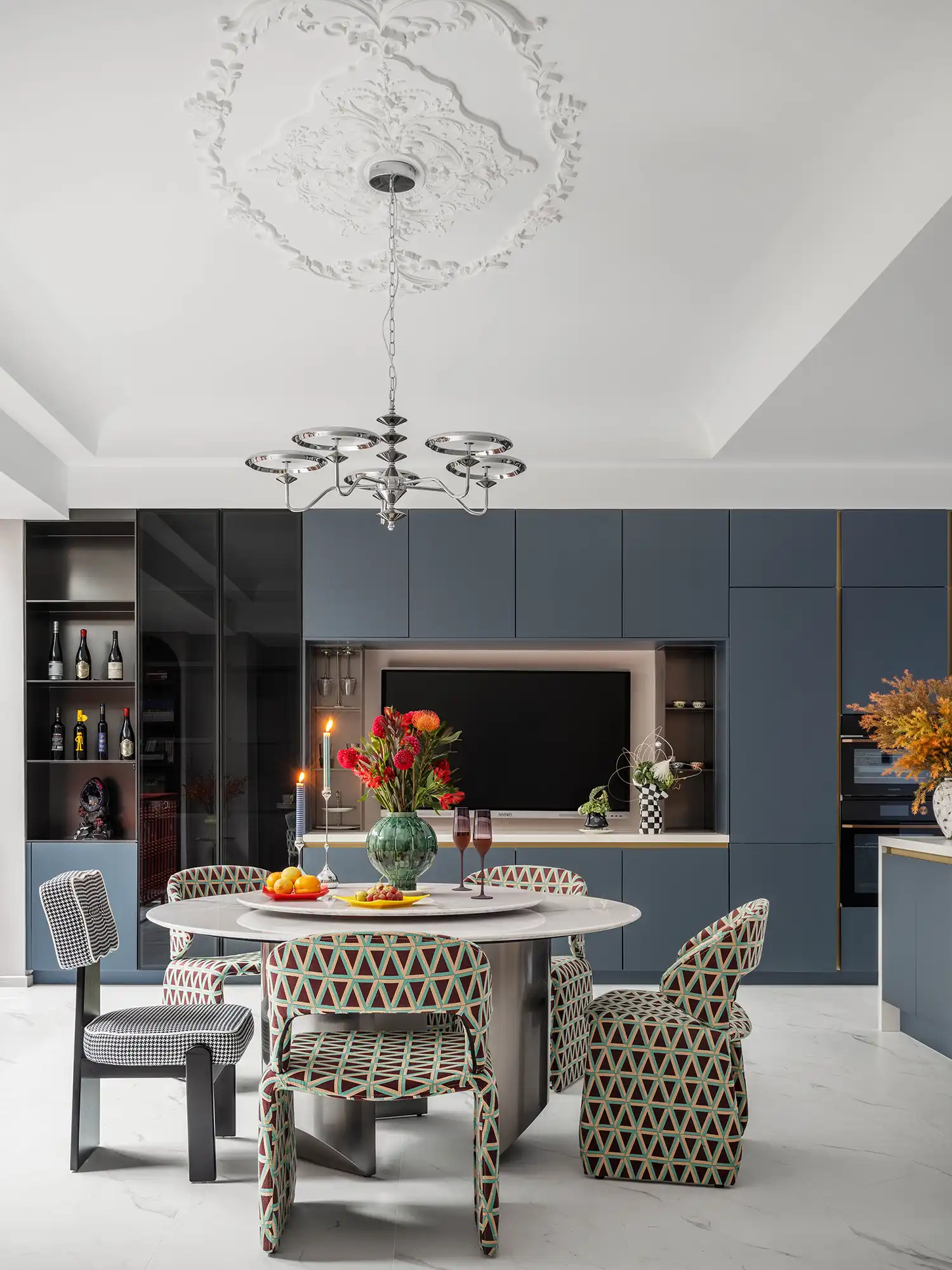 Mondrian Palette Residence by Xia Fu | Shangceng Design | Art-Inspired Beijing Home