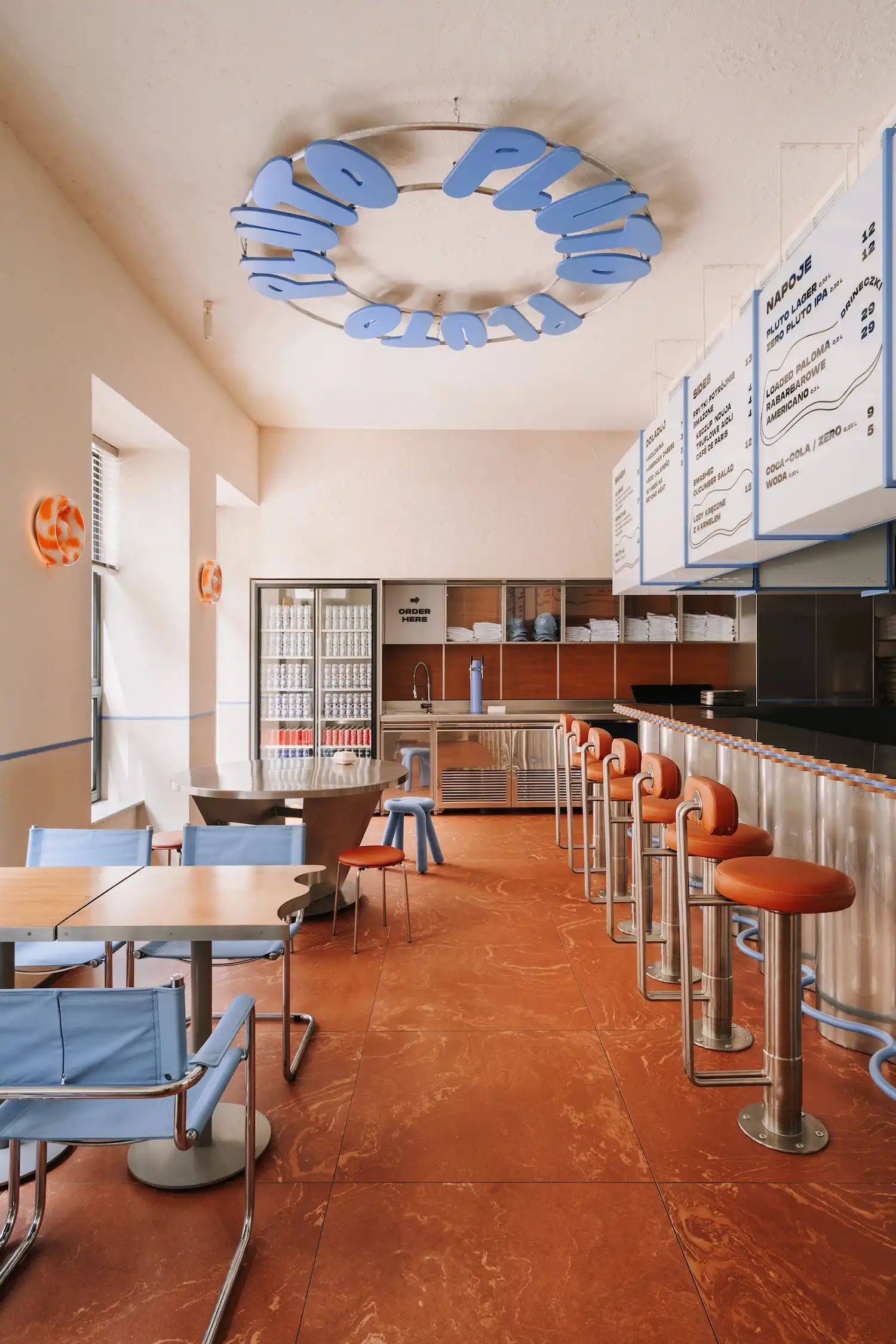 PLUTO Smash Burger Restaurant Interior Design in Wrocław by Znamy Się 