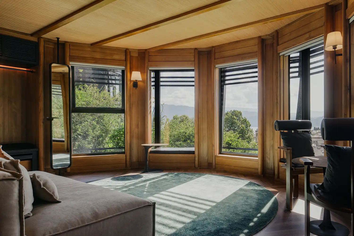 The ArcadiaPlace Lugu Lake: Fusion of Mosuo Culture, Luxury Design & Sustainable Architecture