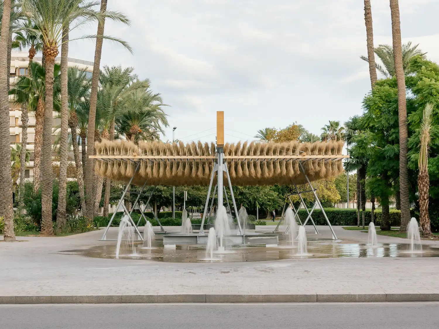 Espartal Pavilion: ELE Arkitektura & GA Estudio Weave Esparto Grass for Temporary Installation in Alicante