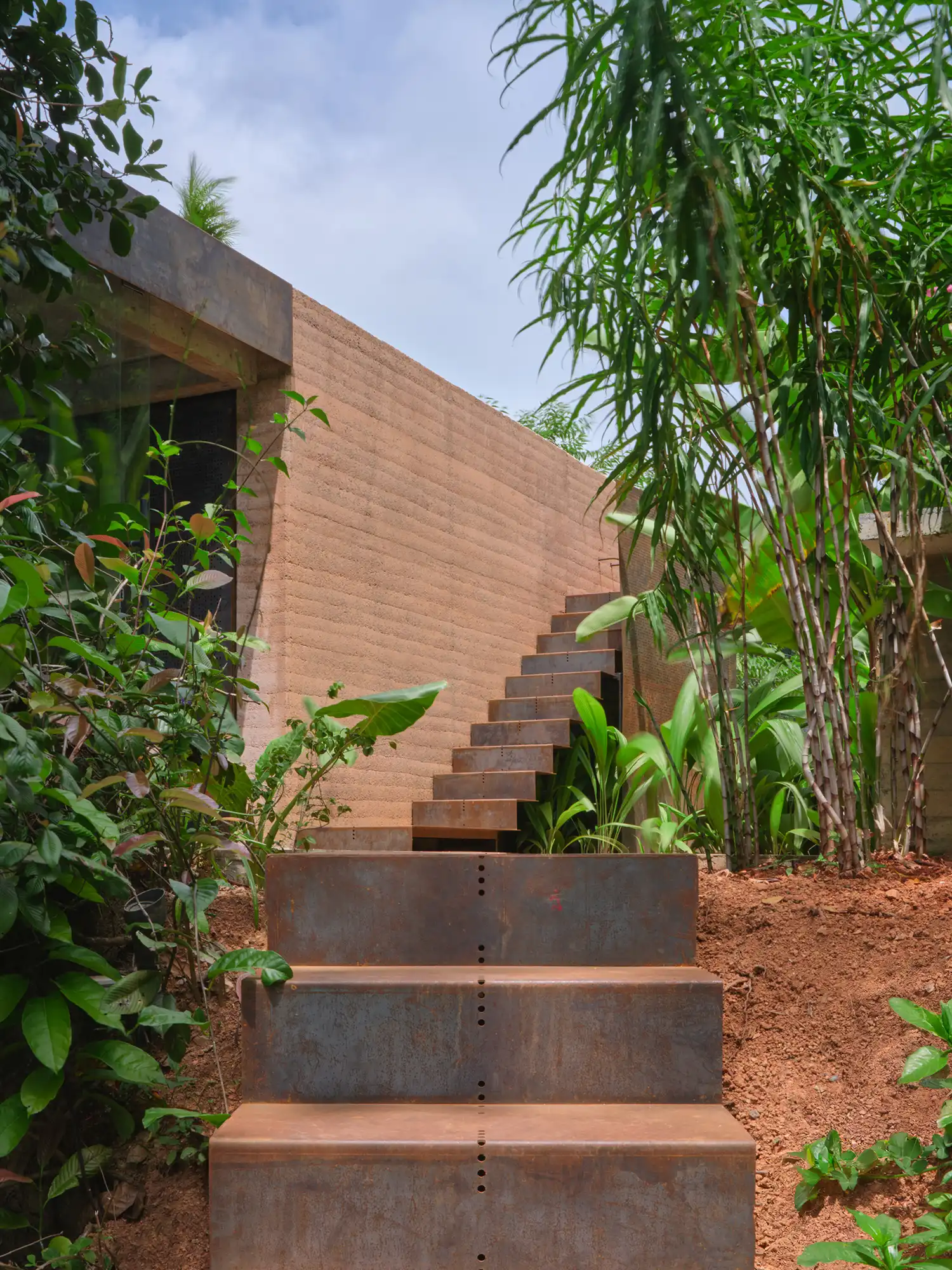 Formafatal’s Rammed Earth Studio House Blends with Costa Rica Jungle
