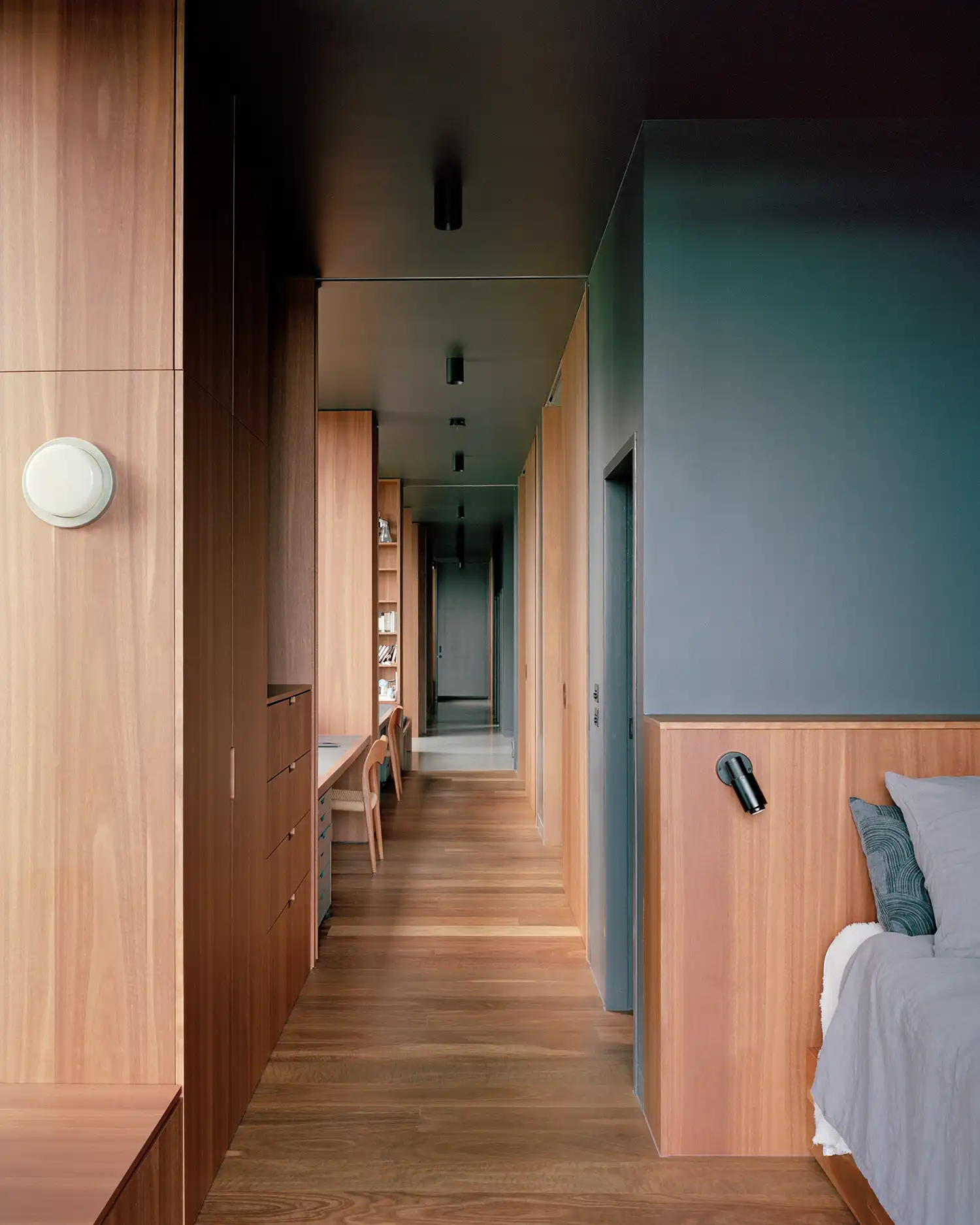 Studio Bright's Hedge and Arbour House in Melbourne