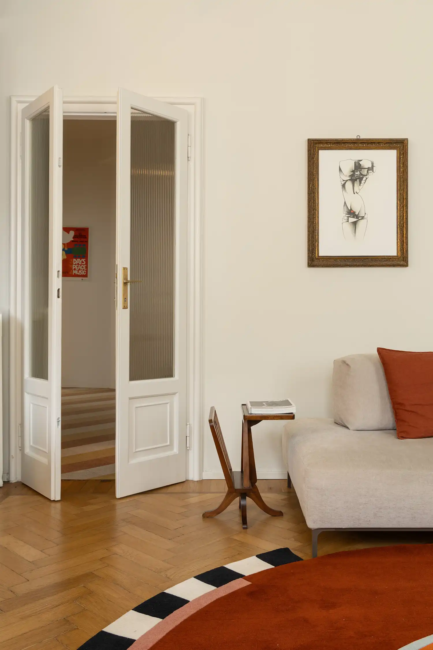 Pale Apartment Milan: Atelierzero Blends Terrazzo & 20th-Century Design