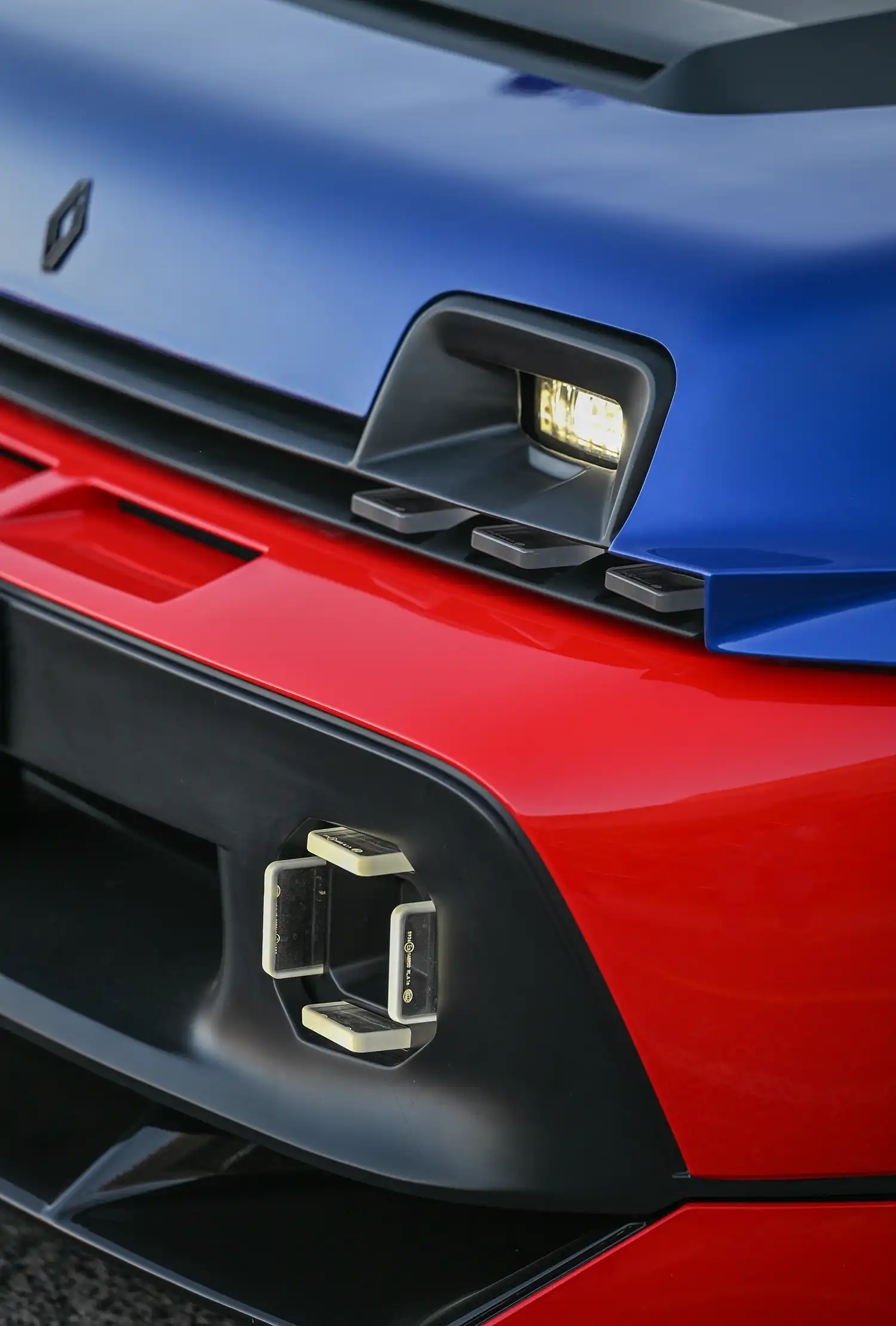 Renault 5 Turbo 3E: Electric Mini-Supercar Design, Tech & Art