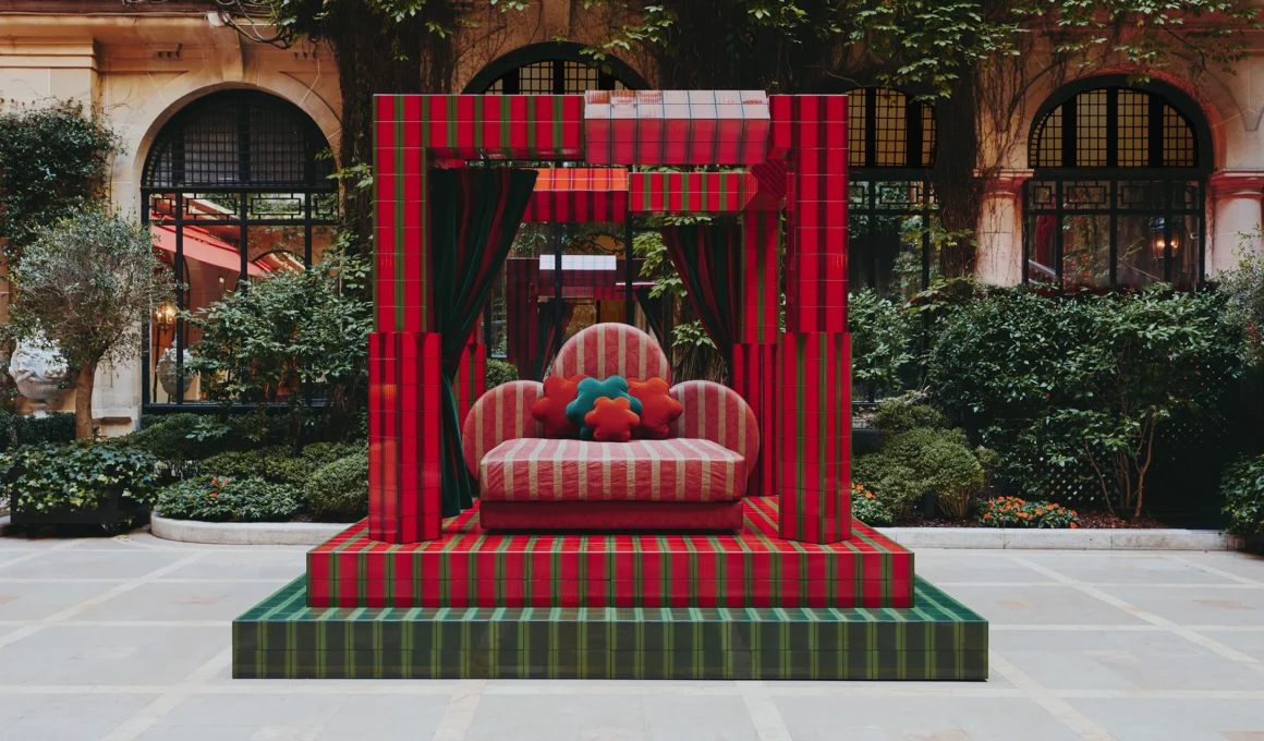 Uchronia Monumental Daybed at Hôtel Plaza Athénée, Paris. Palet ceramic tiles in green and red. Luxury exterior architecture.