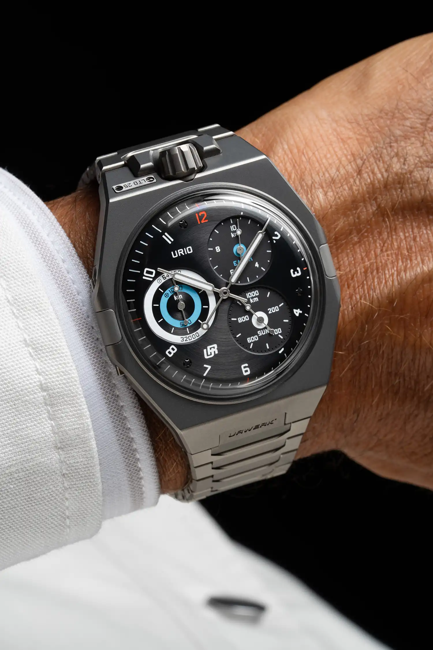 URWERK UR-10 SpaceMeter: Measuring Earth's Distance