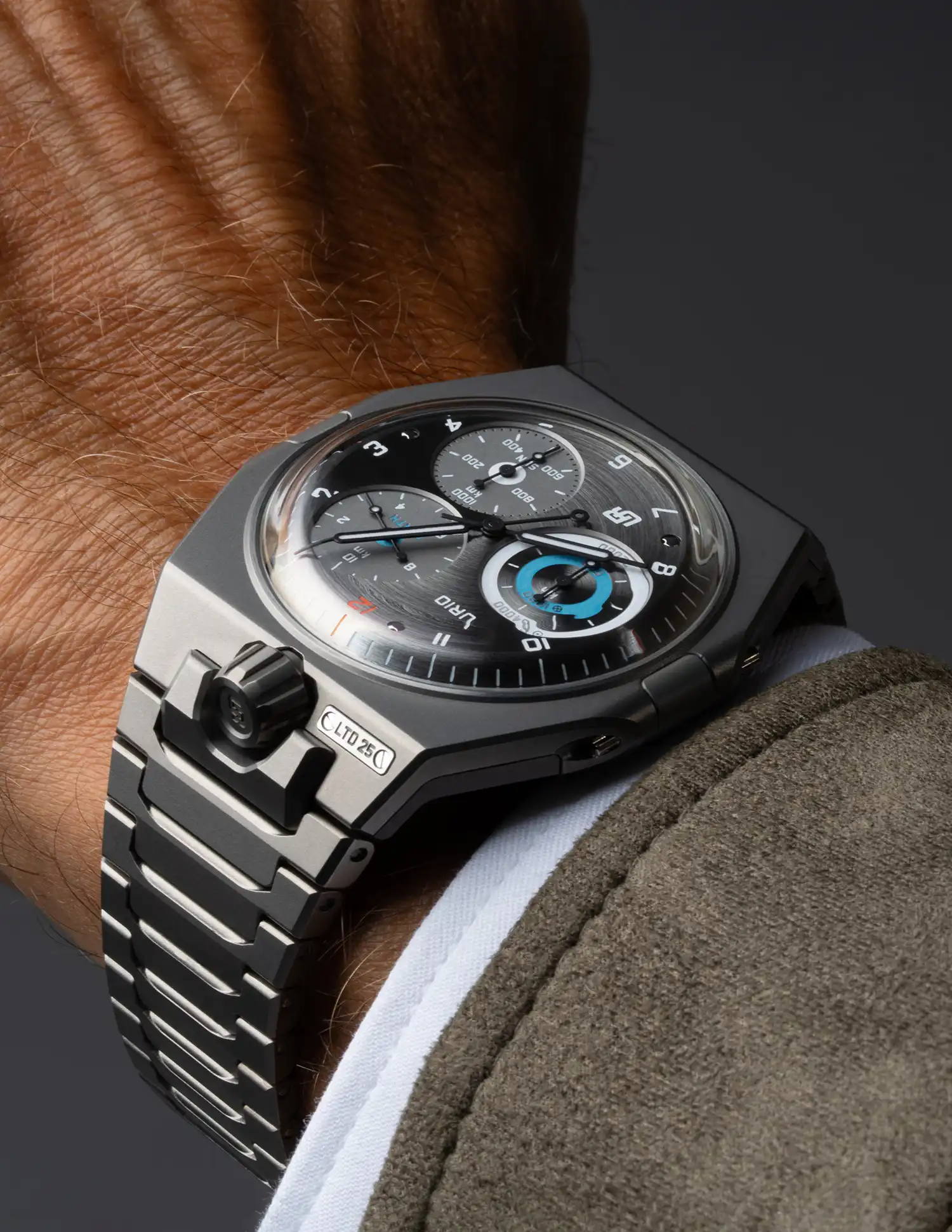 URWERK UR-10 SpaceMeter: Measuring Earth's Distance