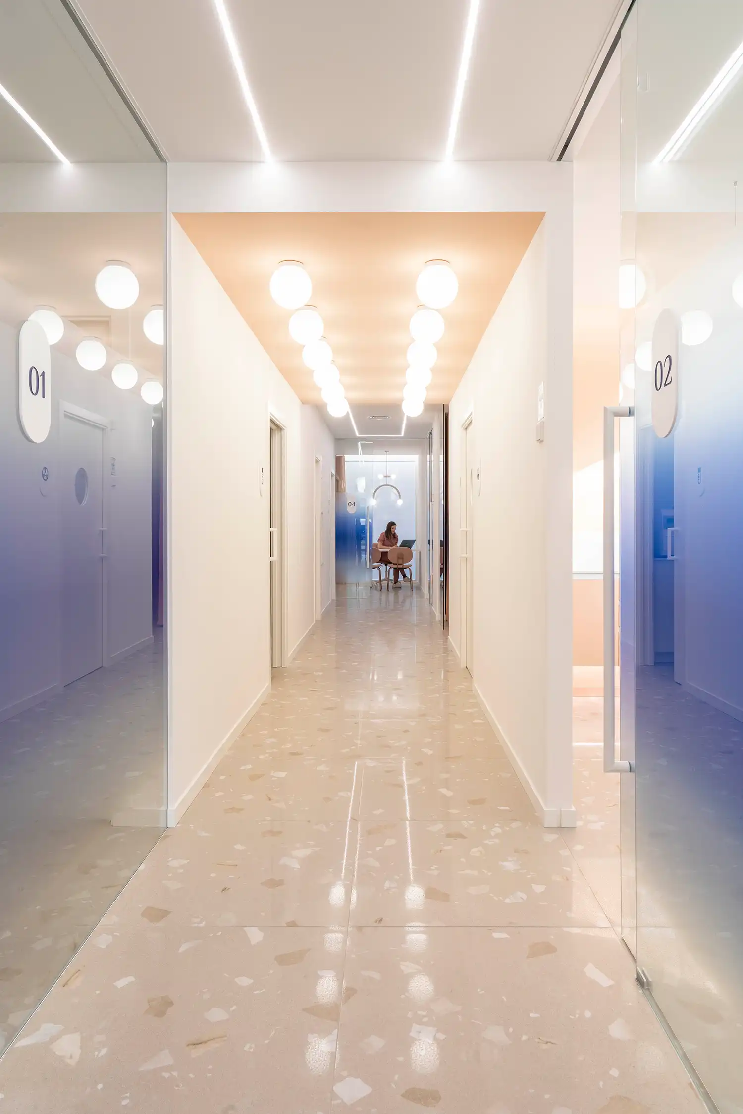 Visage Clinic by Vitale Studio: A 'Fresh' Interior Design for Healthcare in Castelló