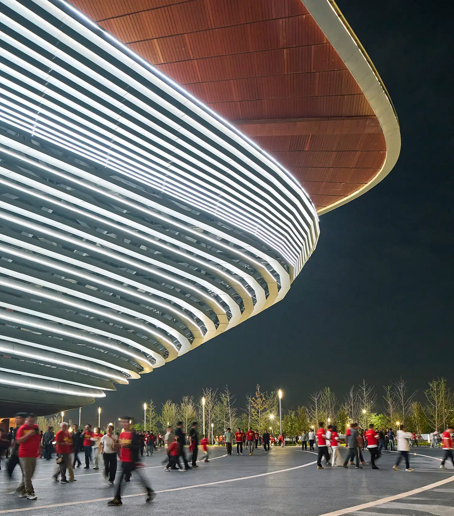 ZHA’s Xi’an Football Centre: Fluid Geometry, Sustainable Stadium Design