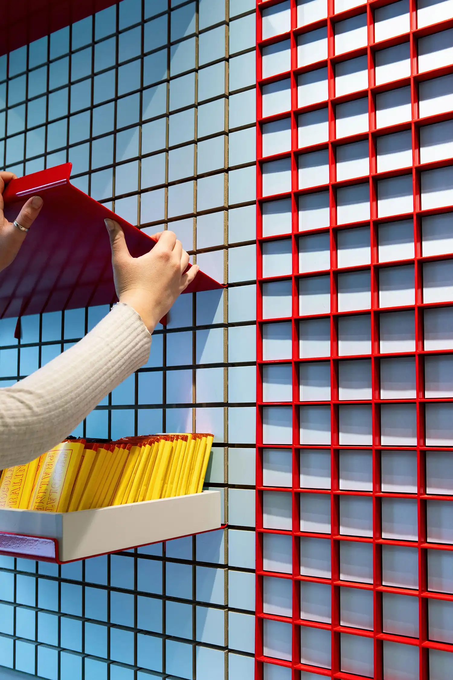 ADHOC's Modular Design for Montreal's Les Chocolats de Chloé