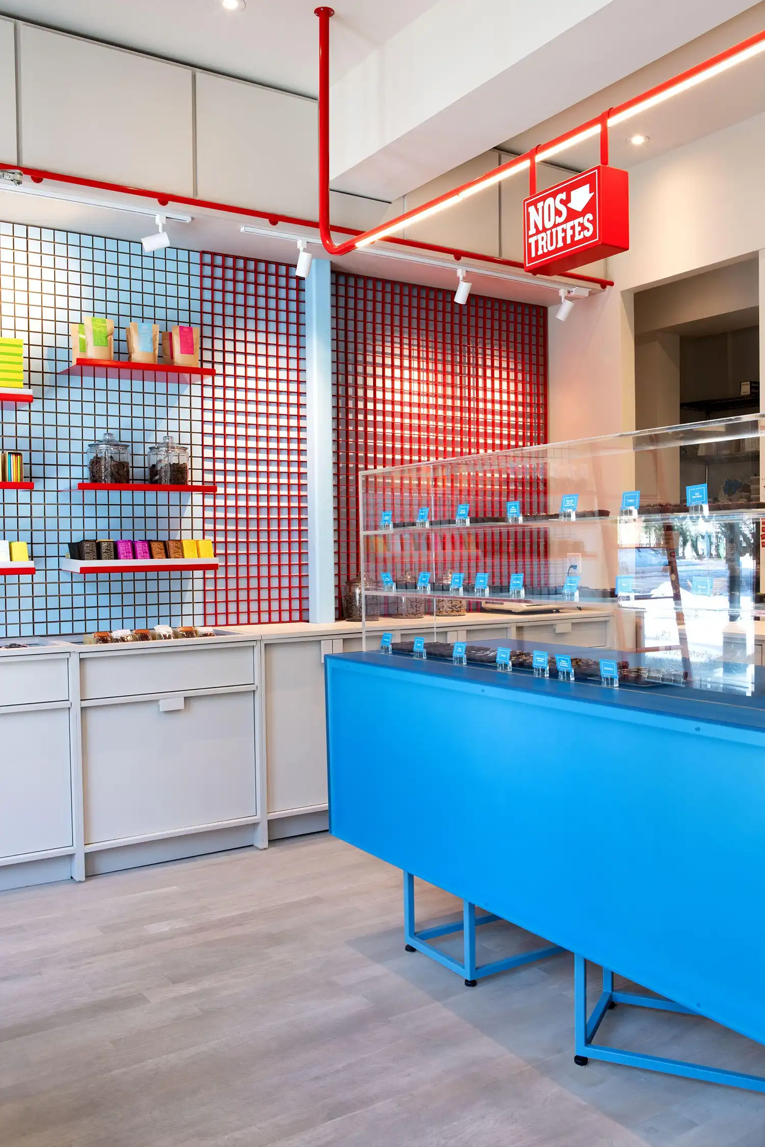 ADHOC's Modular Design for Montreal's Les Chocolats de Chloé