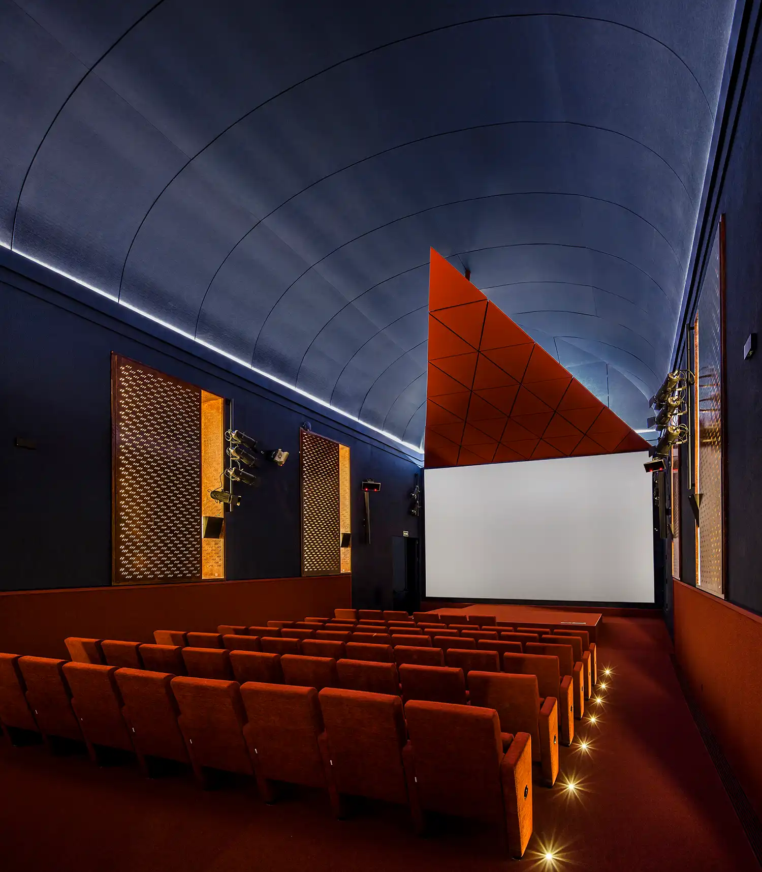Reina Sofía Cinema Revamp: Bach Arquitectes' Madrid Museum Design