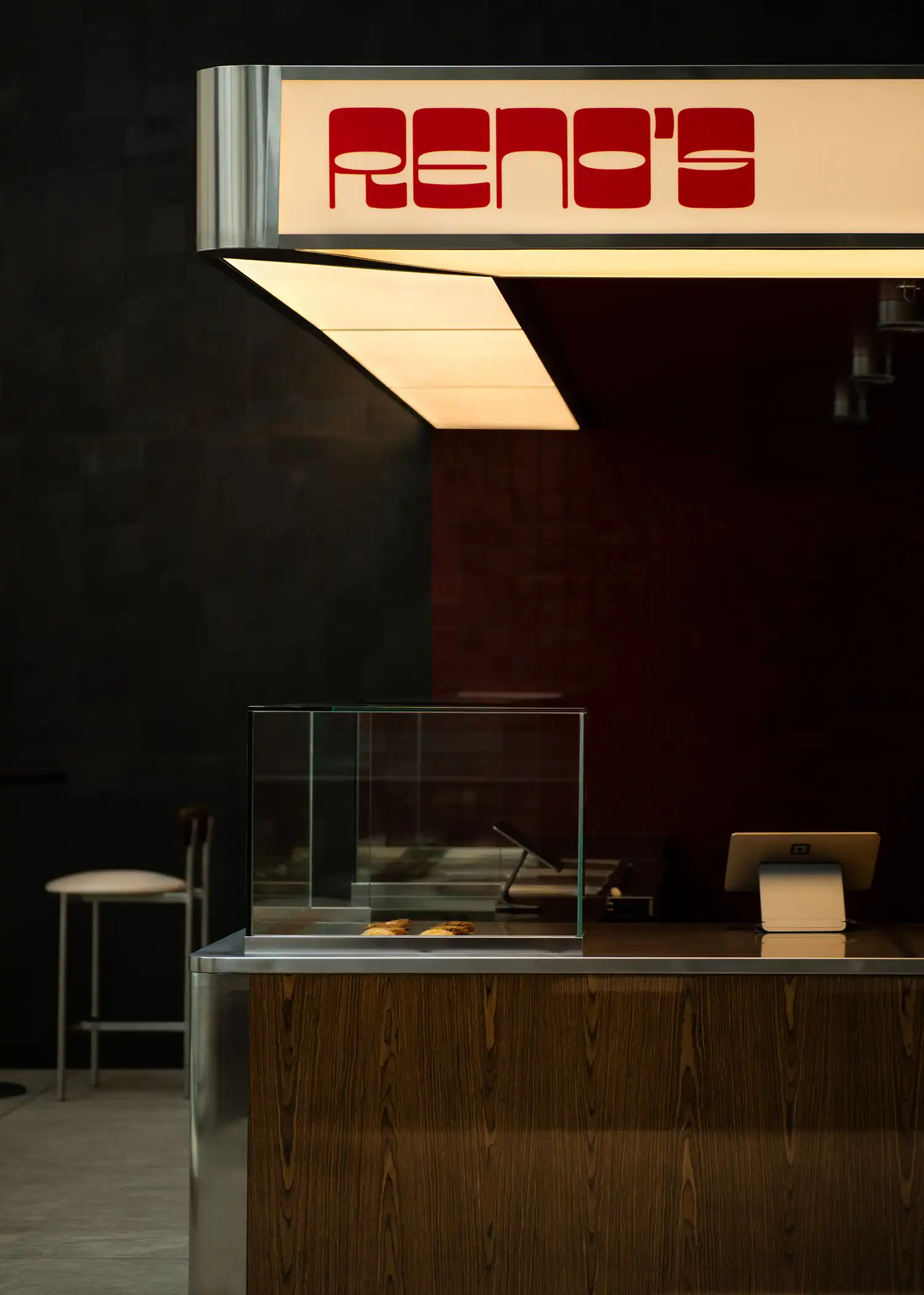 Reno's Bistrot: RADS' Italian Futurism Design in Adelaide