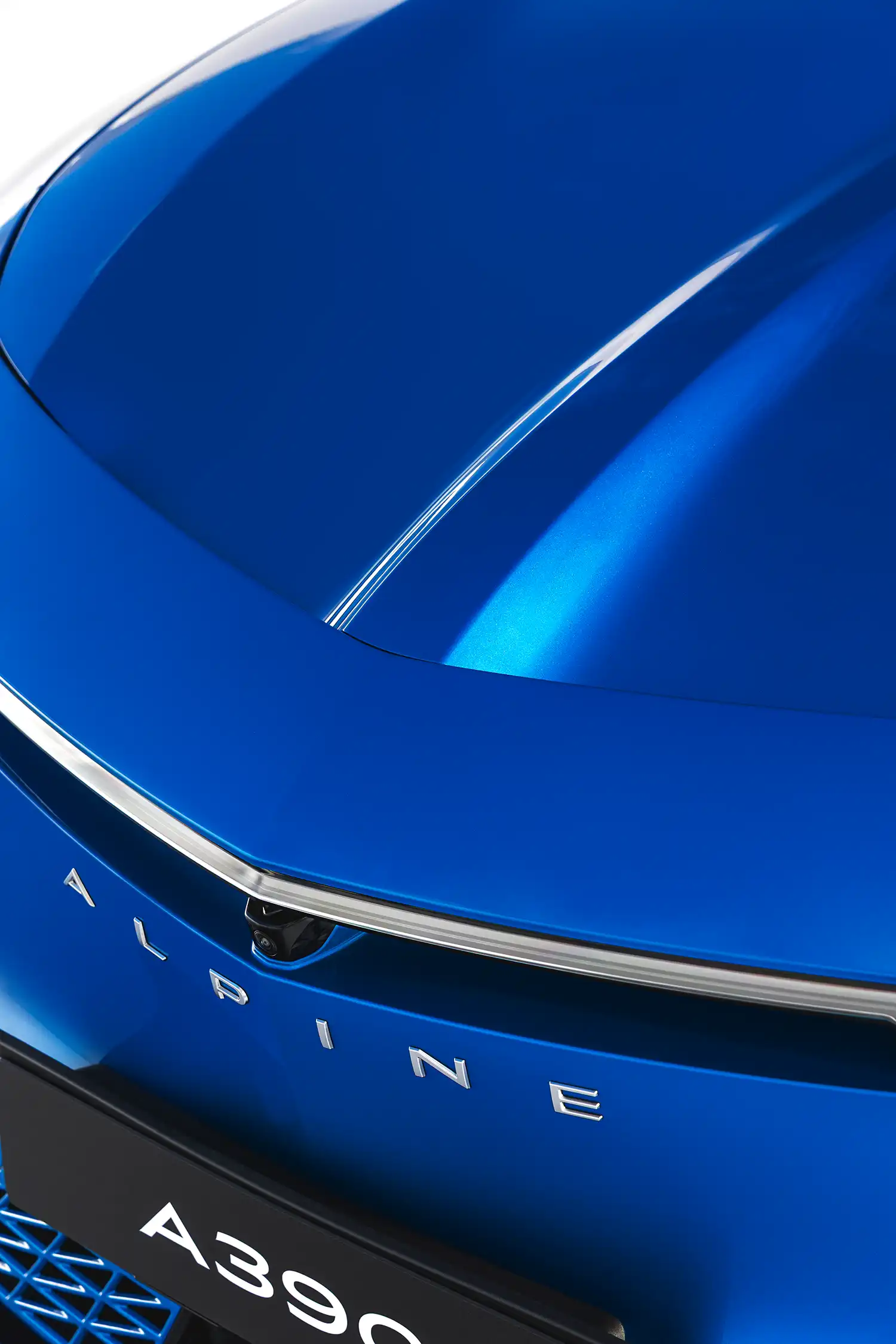 Alpine A390: Unpacking the 3-Motor Electric Sport Fastback