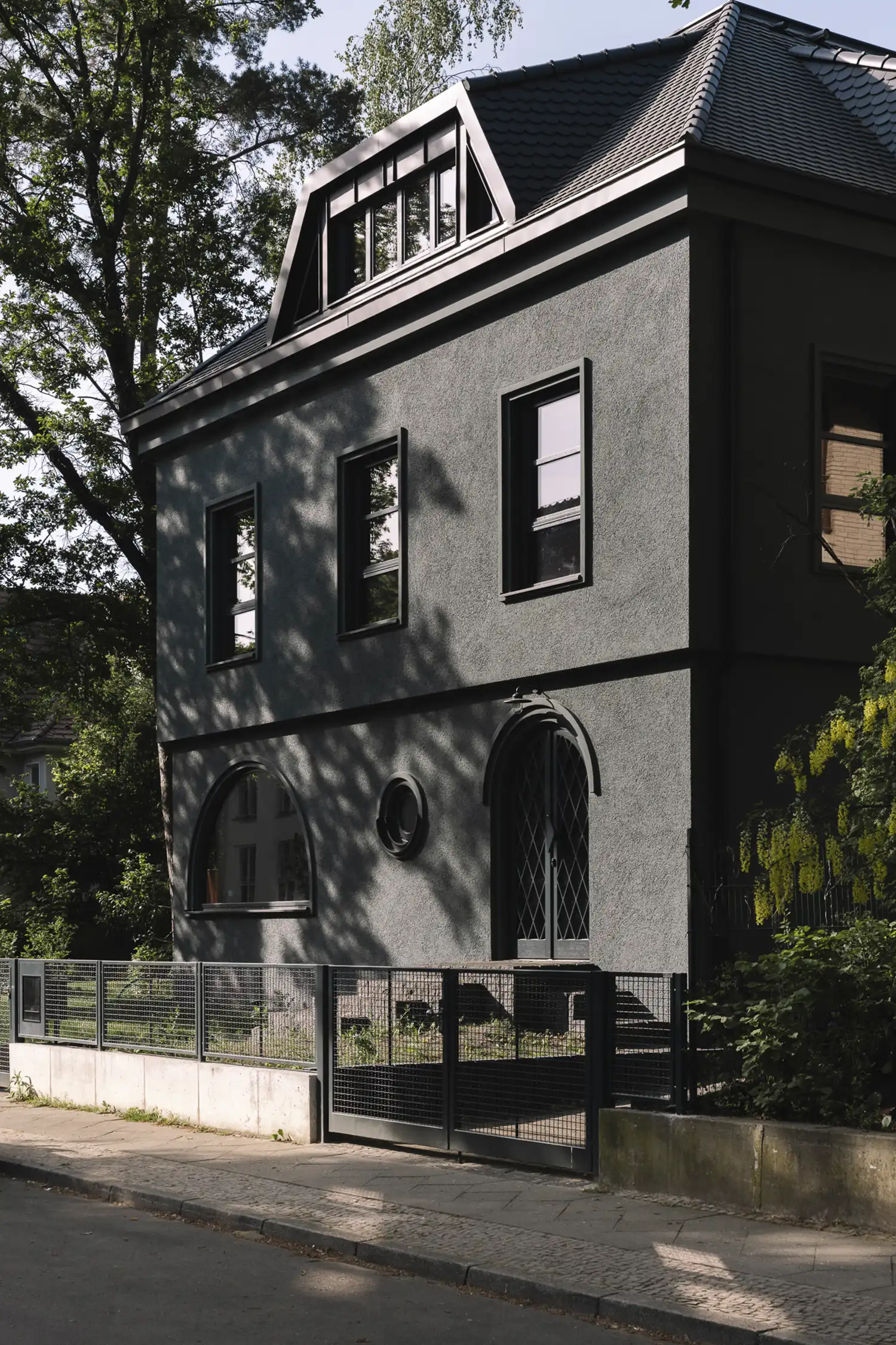Greenkamp House: Atelier ST's Timber Berlin Home