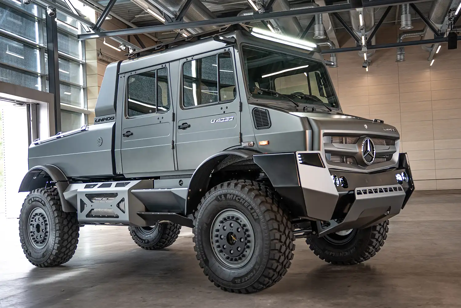 Mercedes-Benz x Hellgeth: The New Visionary Luxury Unimog
