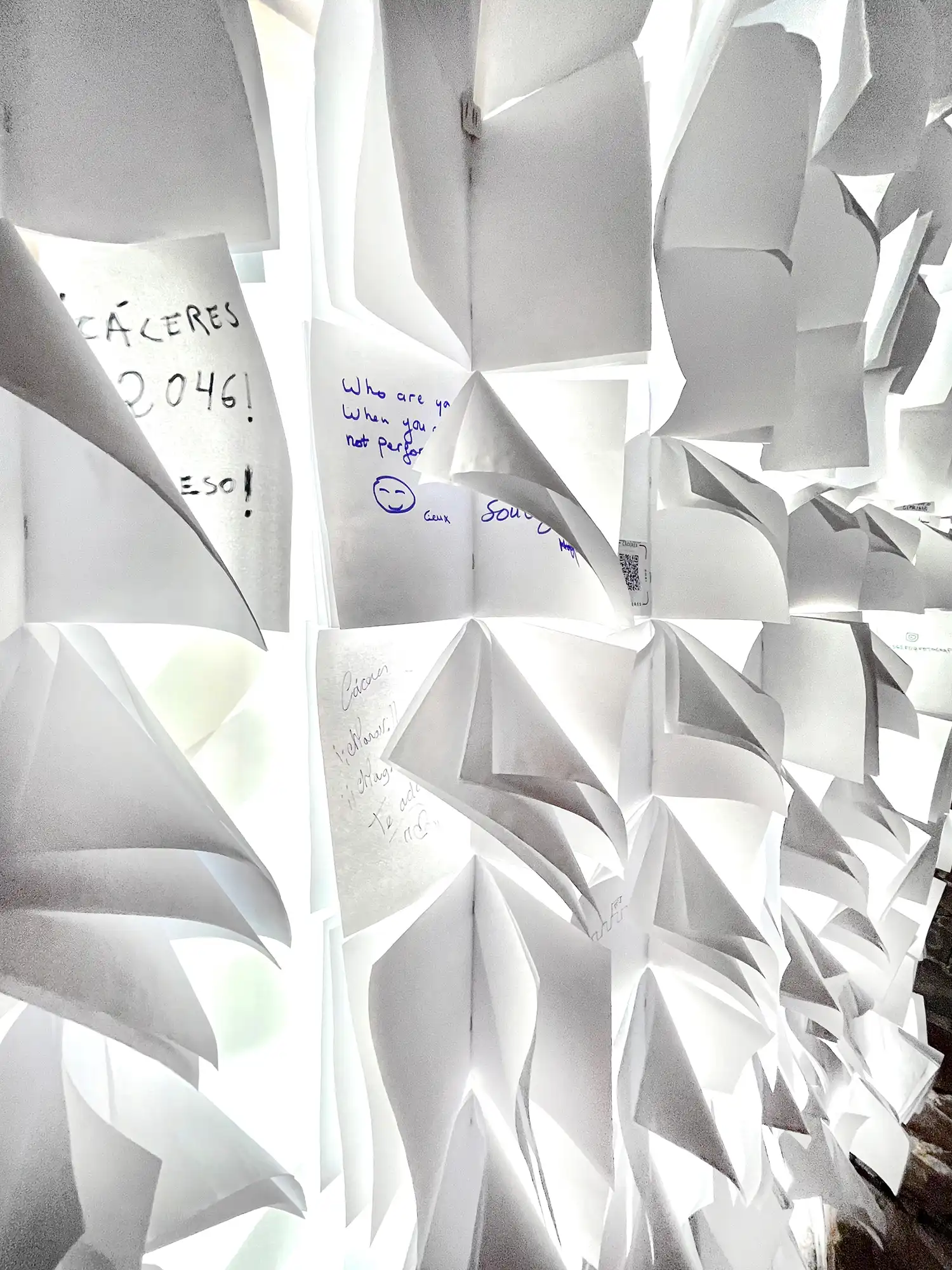 Luzinterruptus: ‘On Blank Pages’ Launches Cáceres Culture Bid