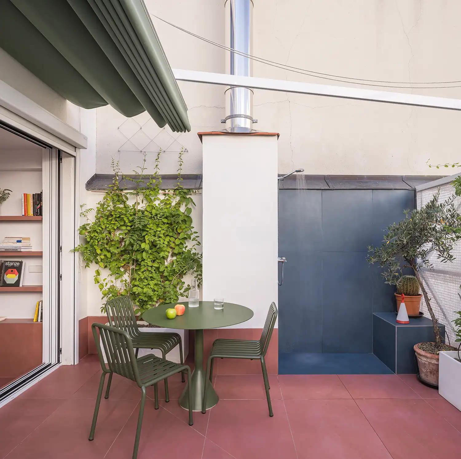 Gon Architects Uses a “Staircase-Furniture-Hybrid” to Open Up a Narrow Madrid Duplex