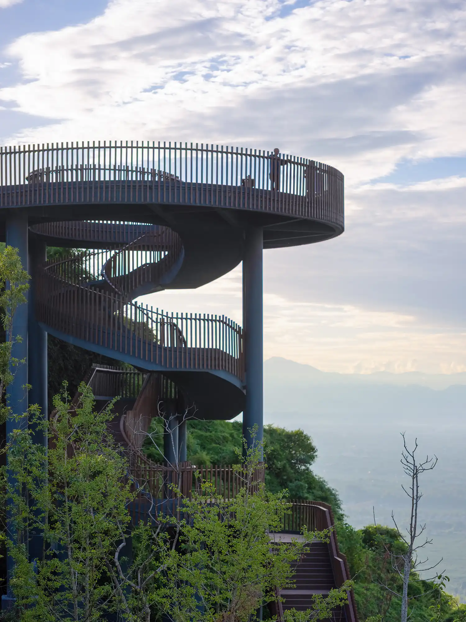MVRDV's Pujiang Platform: Timber Viewpoint Recreates Hill in Chengdu