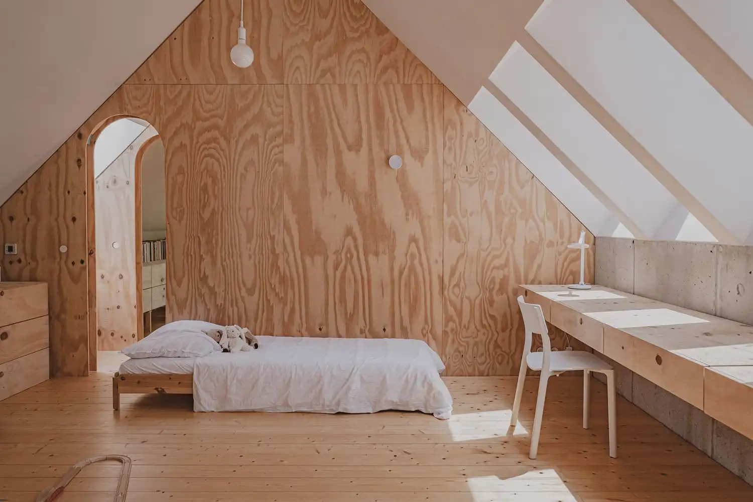 Hempcrete House: Projectroom's Sustainable, Low-Impact Szentendre Home