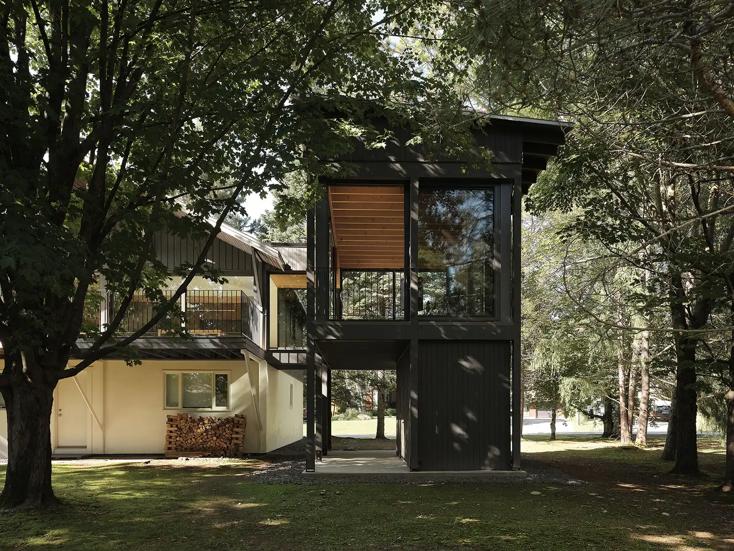 Saint-Ferréol Résidence by Jérôme Lapierre Architecte