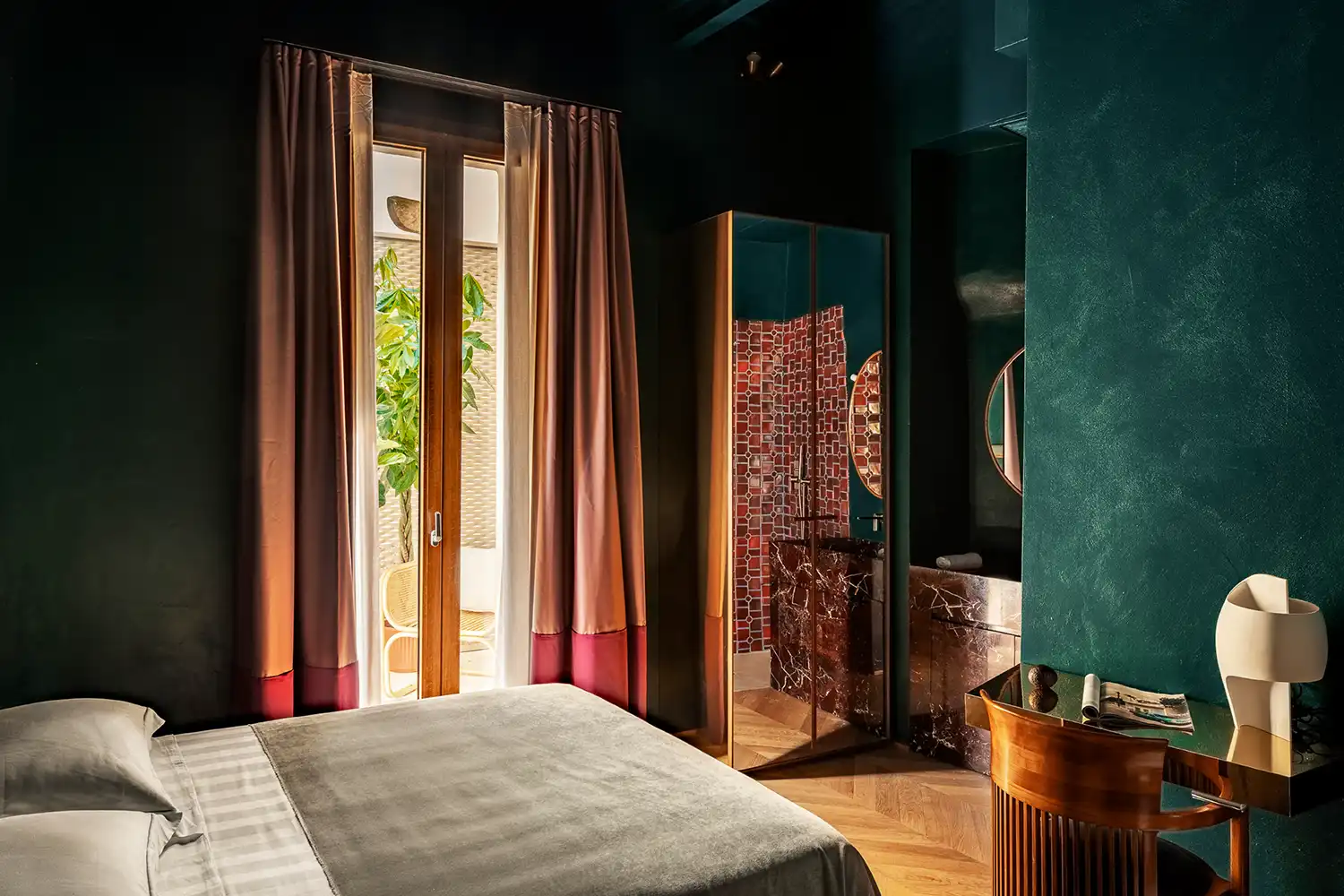 The Wheels Florence: Luxury Boutique Hotel Design by Giacomo Totti