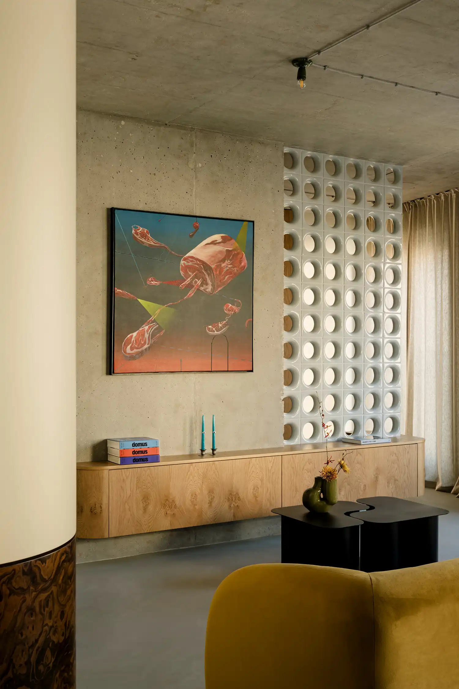 Concrete column with glass blocks and Zbigniew Olszyna painting