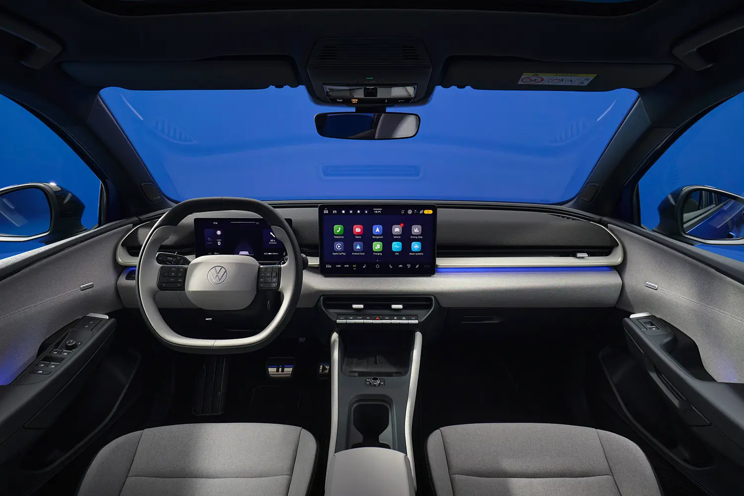 Wide view of the full dashboard and interior of the ID. Polo.
