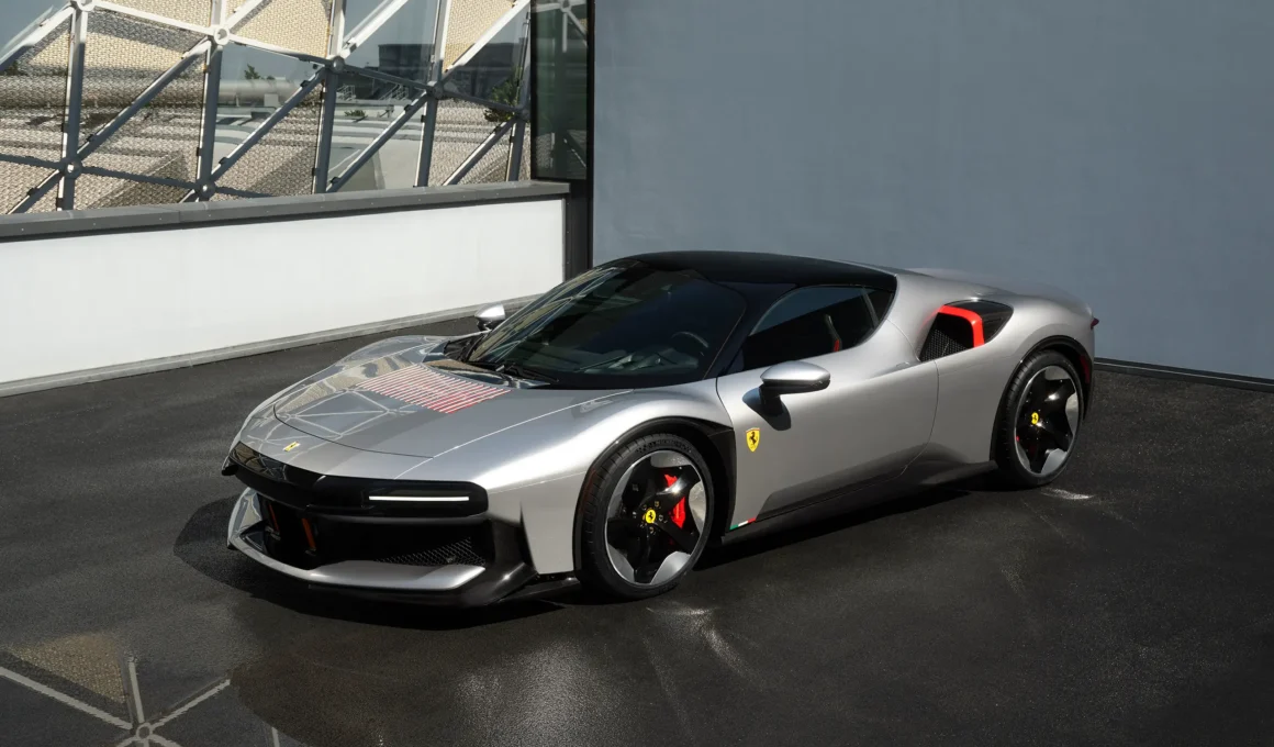 Ferrari CZ26 One-Off front three-quarter view in Argento Veloce silver with Rosso Lampante hood accents — Photo: Ferrari